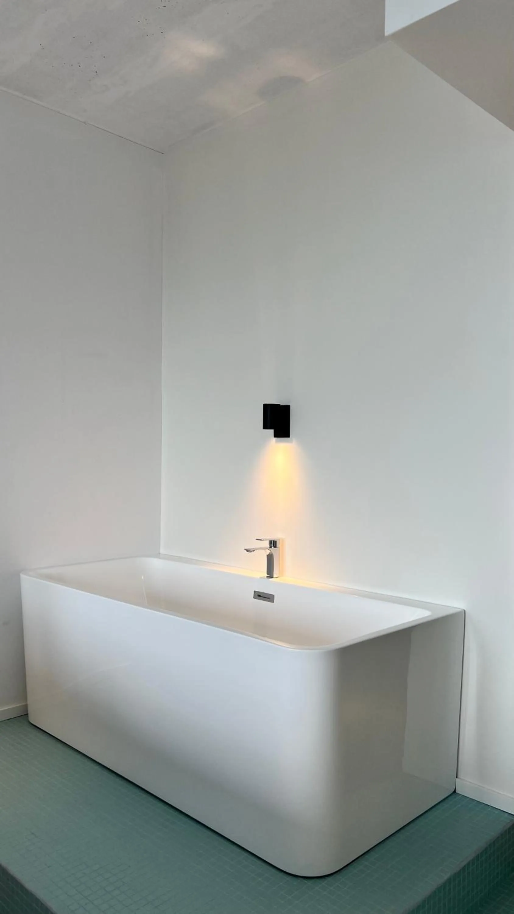 Bath in Kartuli Hotel