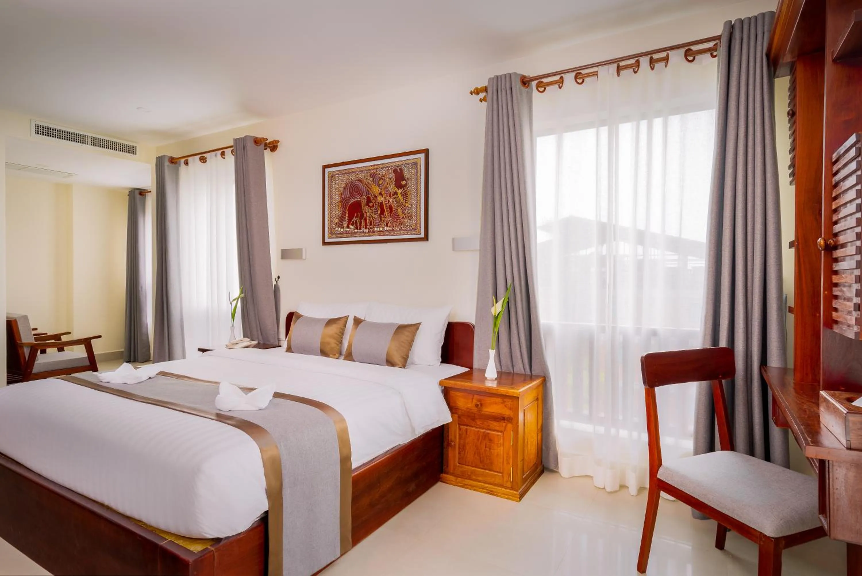 Bedroom, Bed in Mony Reach Angkor Hotel