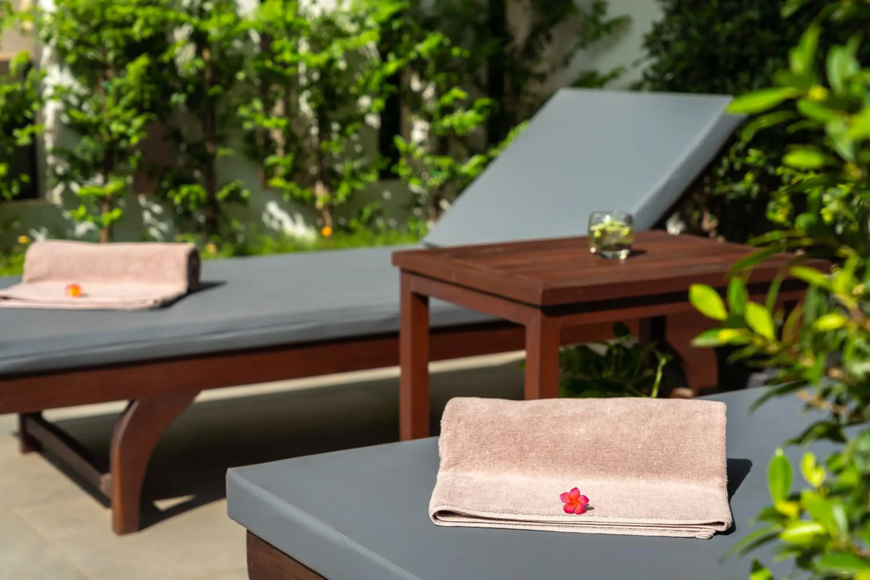 Swimming pool in Mony Reach Angkor Hotel Swimming pool in Mony Reach Angkor Hotel