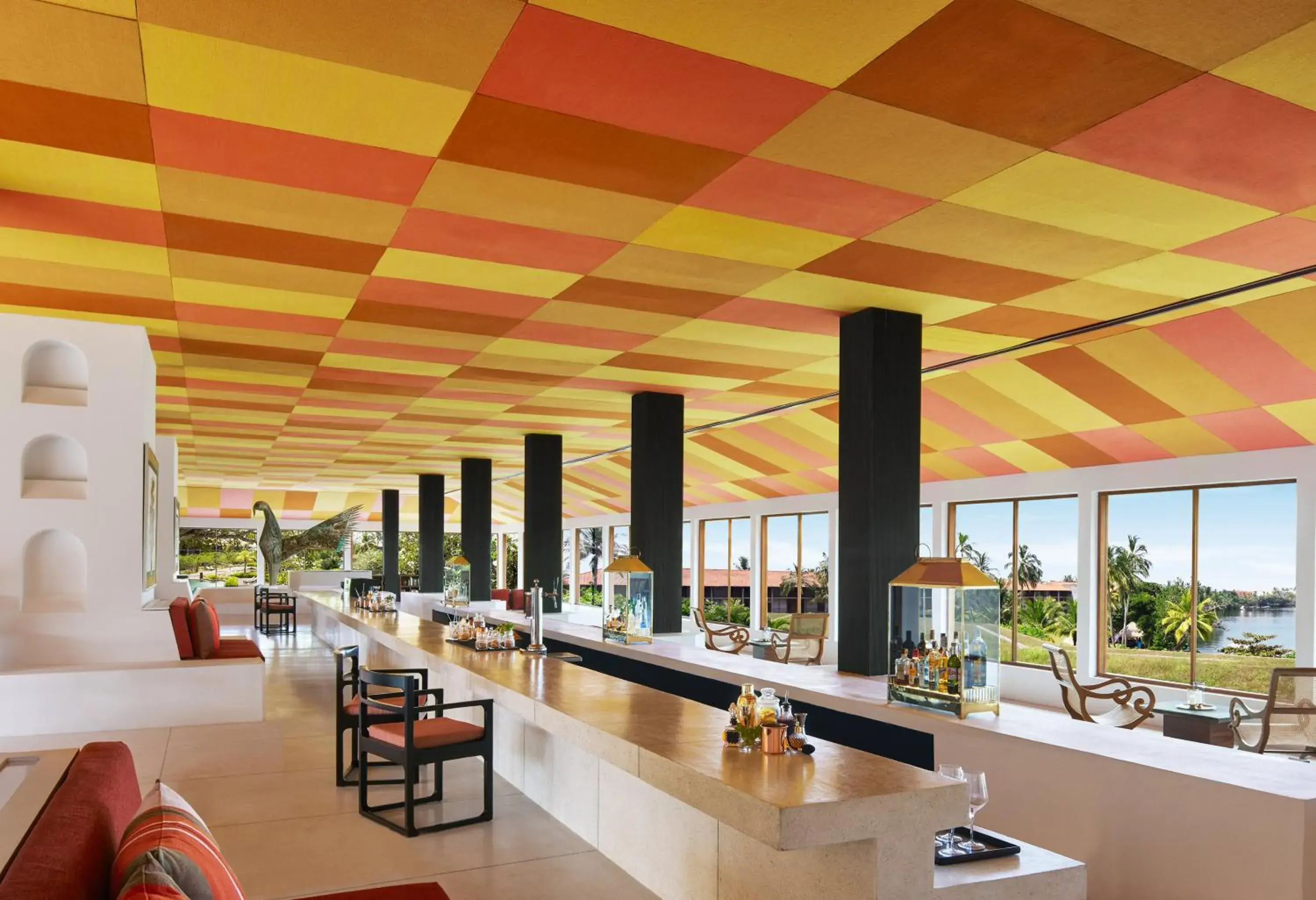 Lounge or bar in Cinnamon Bentota Beach - Signature Selection Lounge or bar in Cinnamon Bentota Beach - Signature Selection