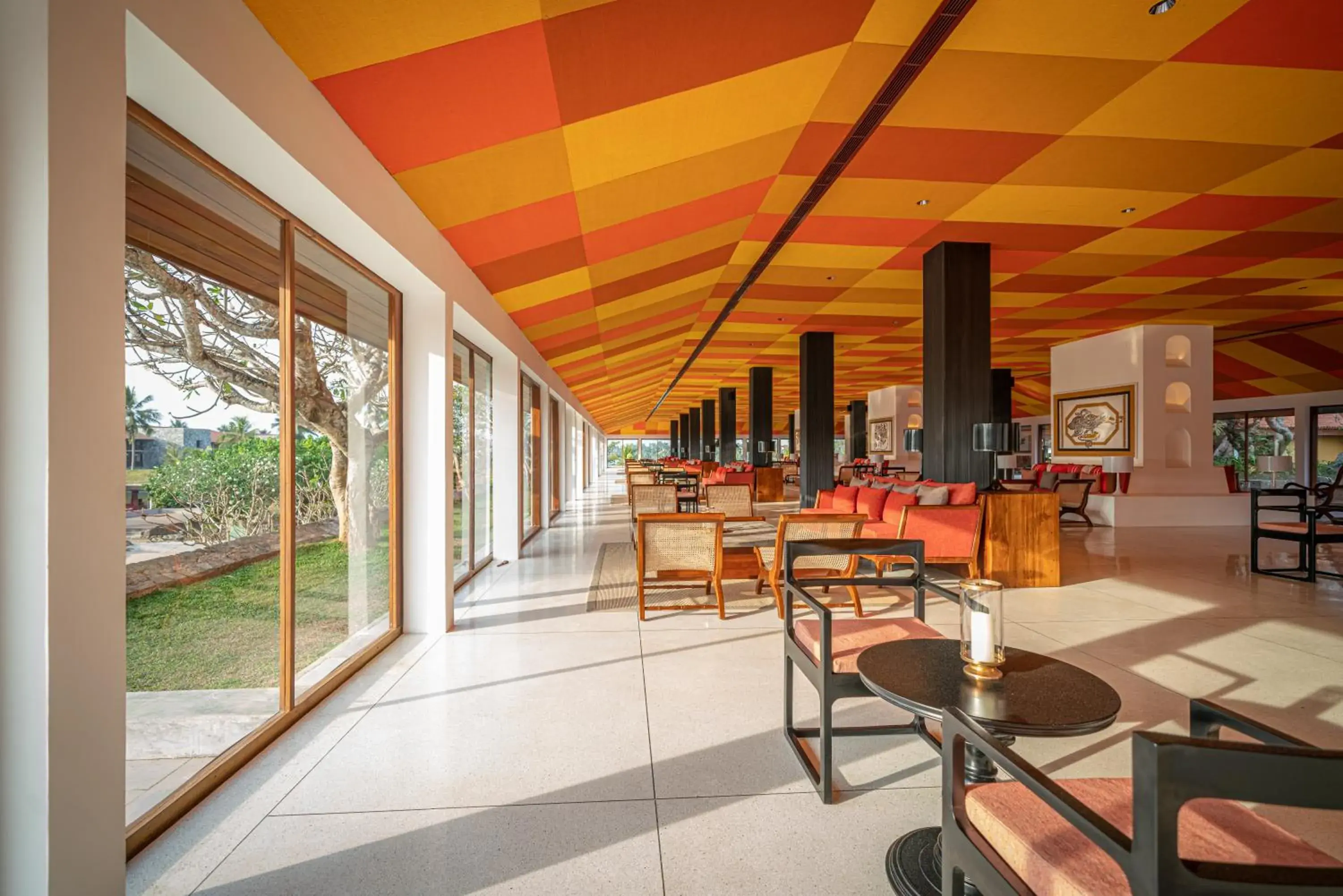 Lounge or bar in Cinnamon Bentota Beach - Signature Selection Lounge or bar in Cinnamon Bentota Beach - Signature Selection