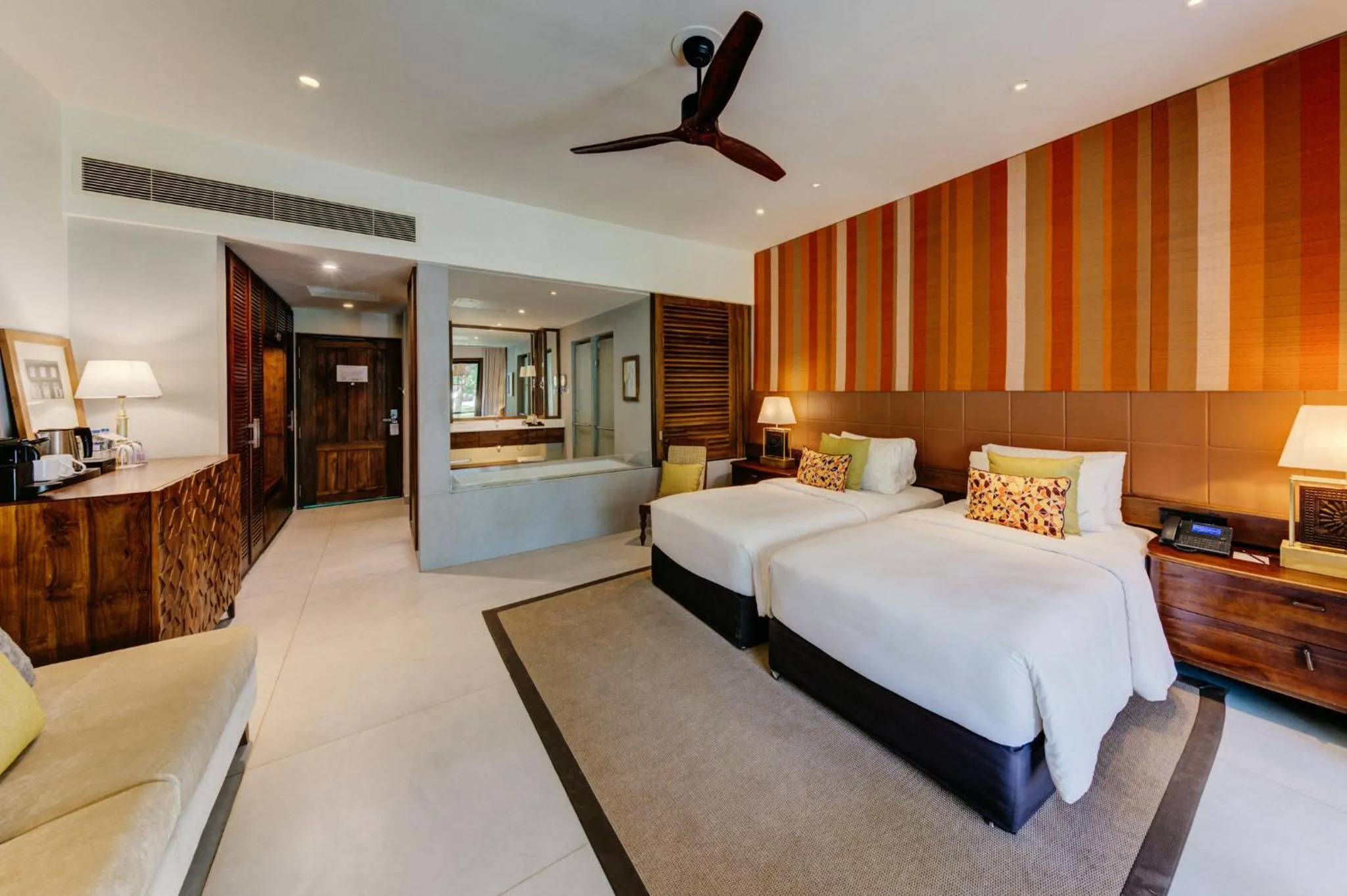 Bedroom, Bed in Cinnamon Bentota Beach - Signature Selection