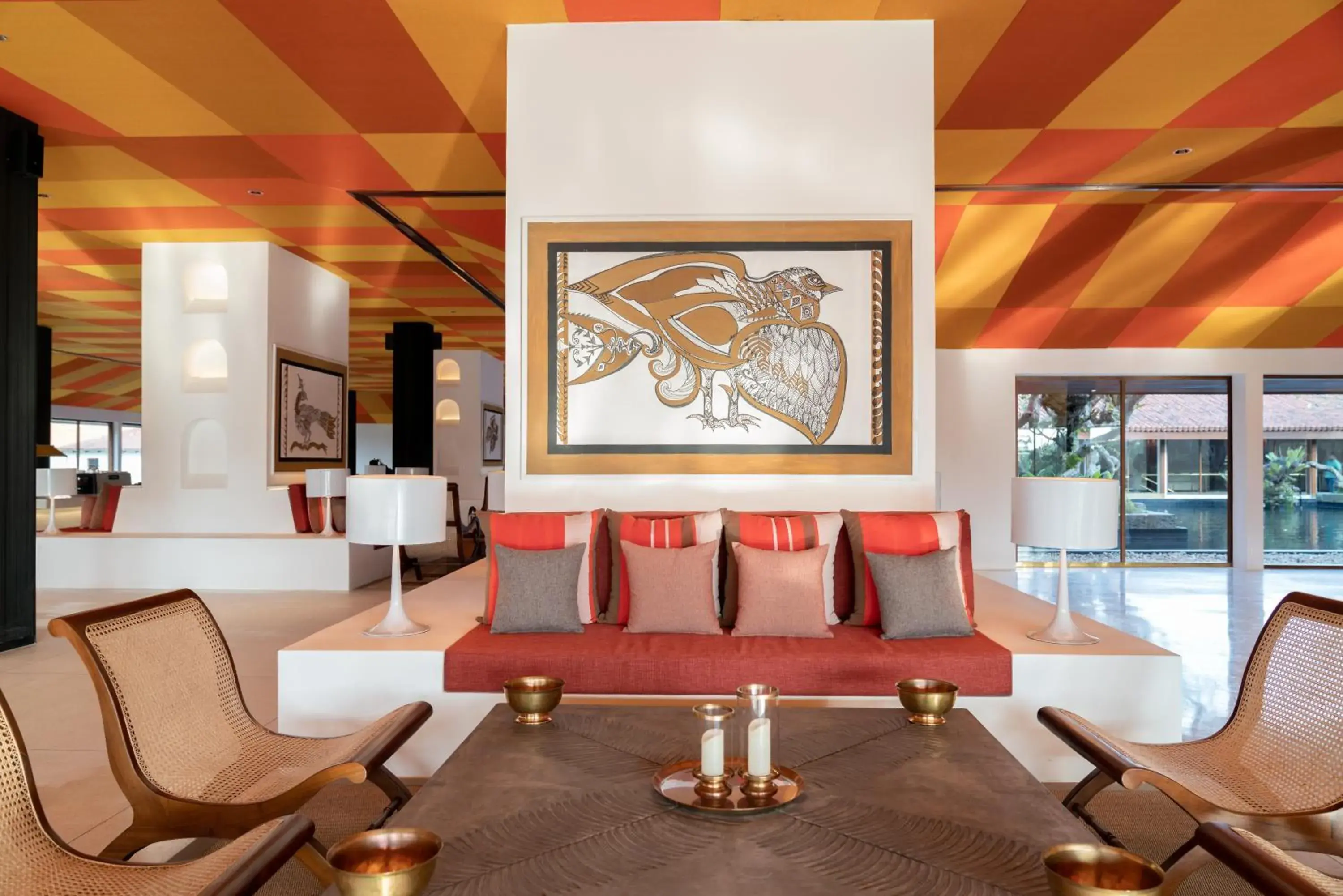 Lounge or bar in Cinnamon Bentota Beach - Signature Selection Lounge or bar in Cinnamon Bentota Beach - Signature Selection