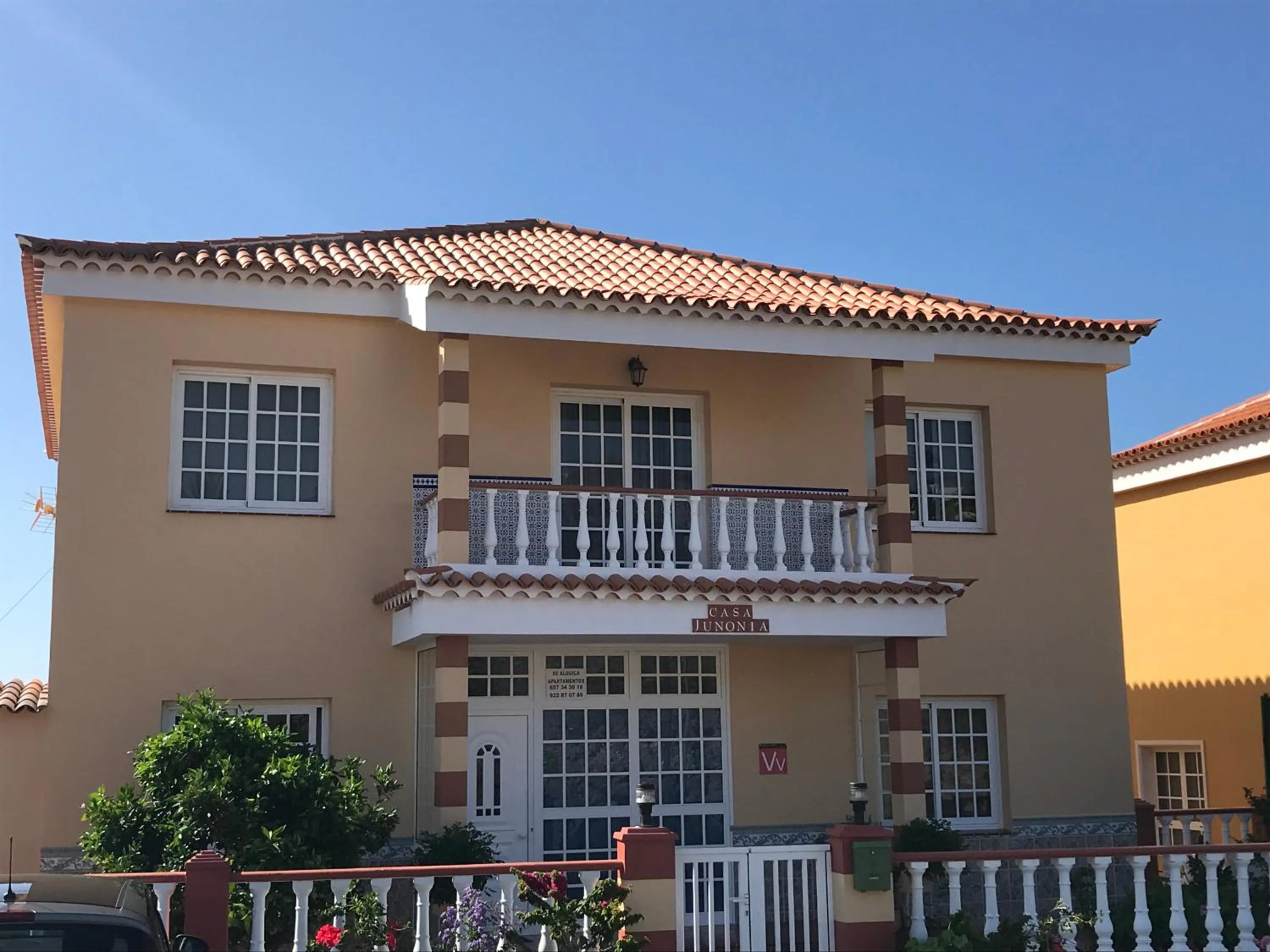 Apartamentos Casa Junonia