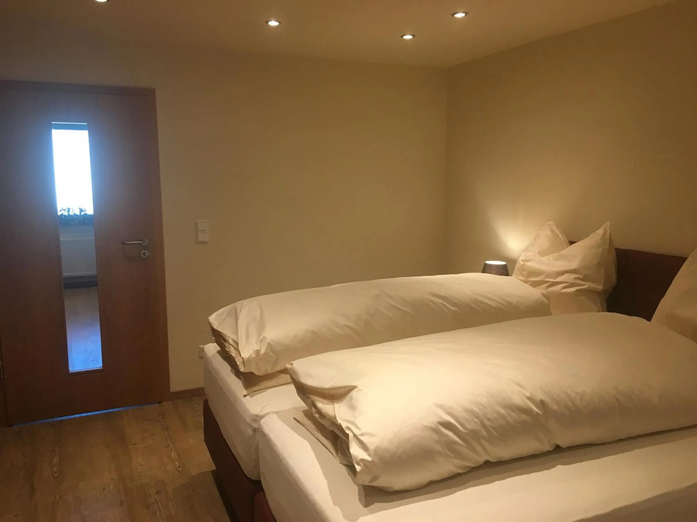 Property building, Bed in Gasthof Zum Ochsen