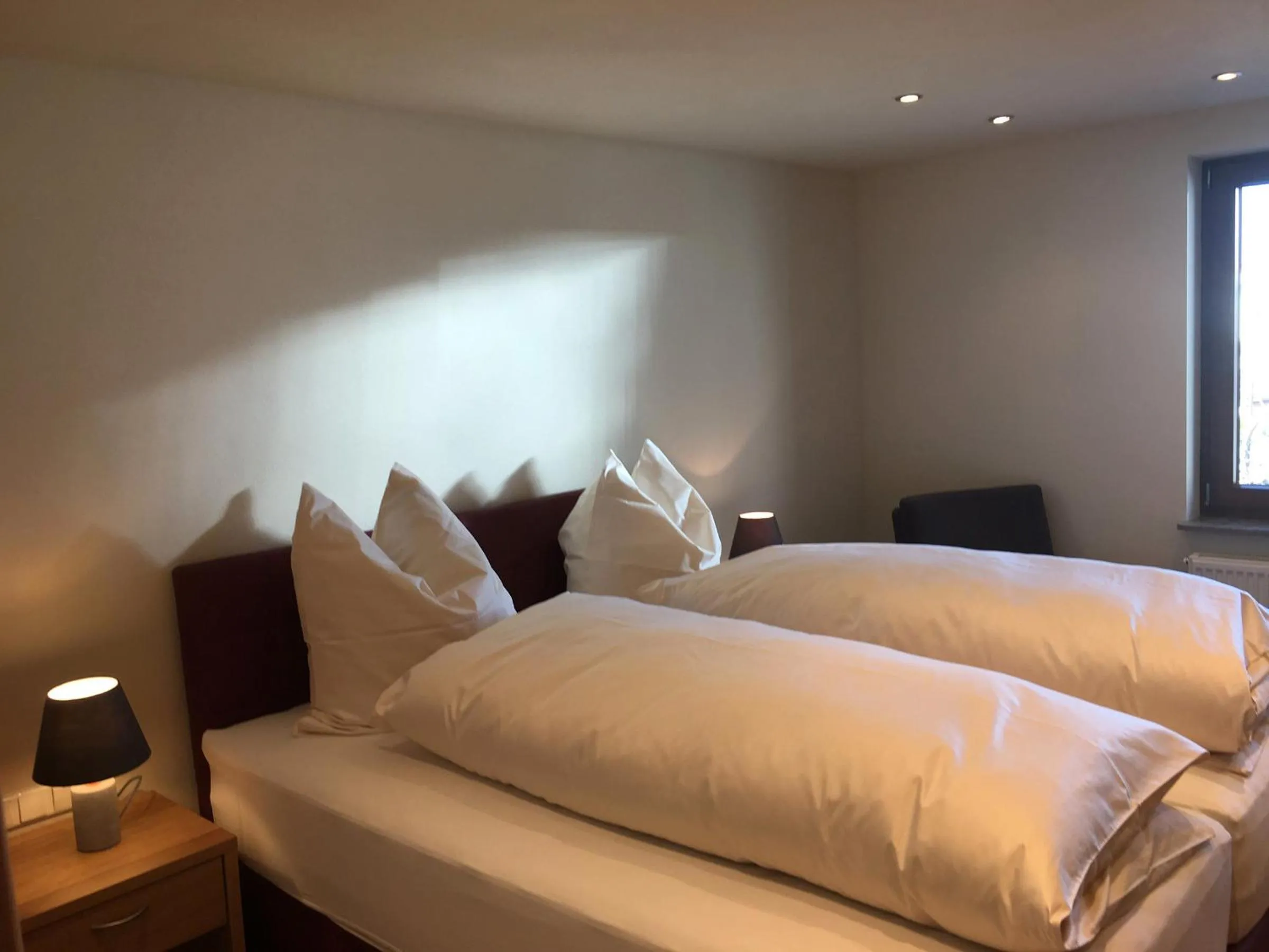 Property building, Bed in Gasthof Zum Ochsen