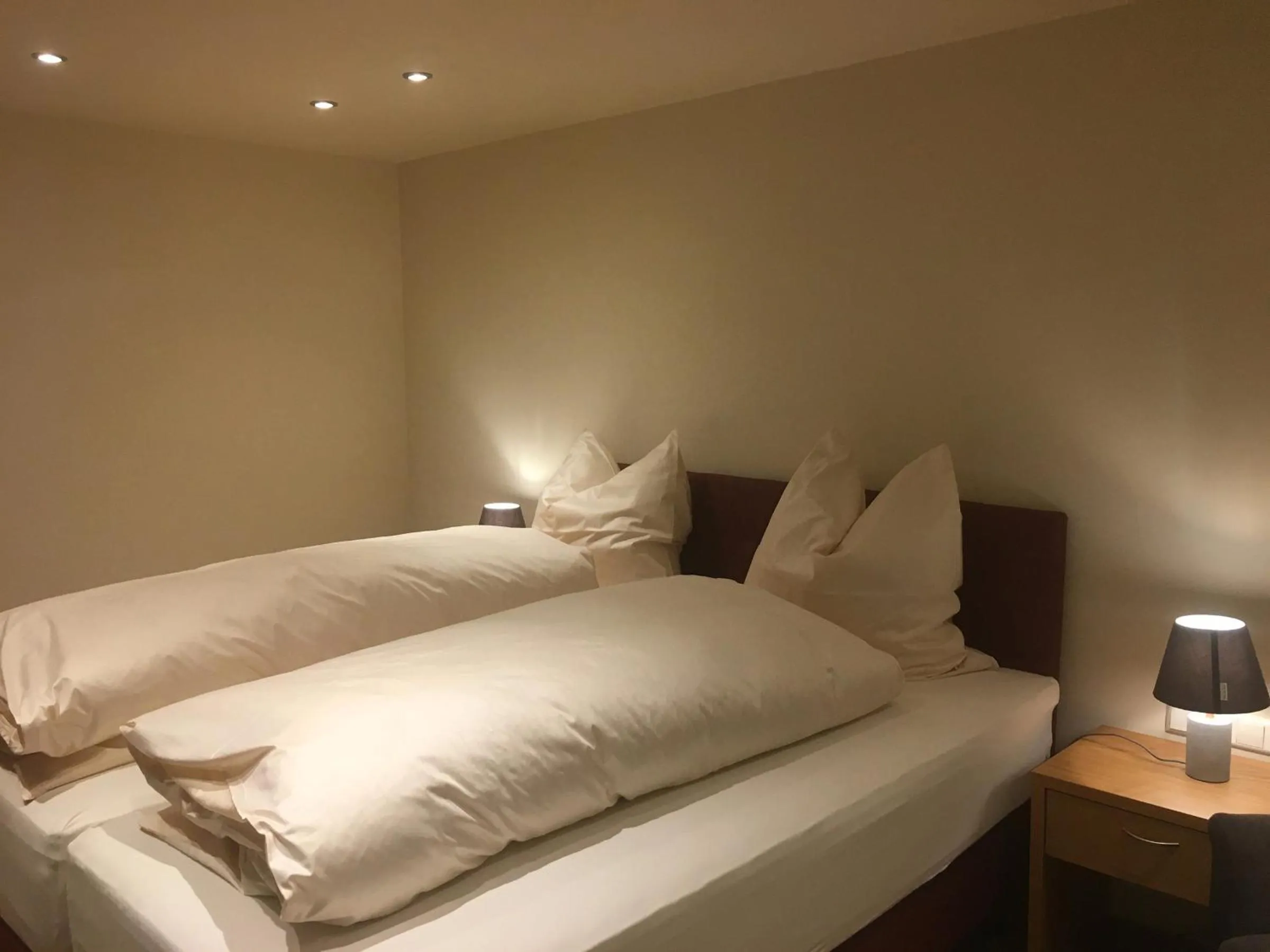 Living room, Bed in Gasthof Zum Ochsen