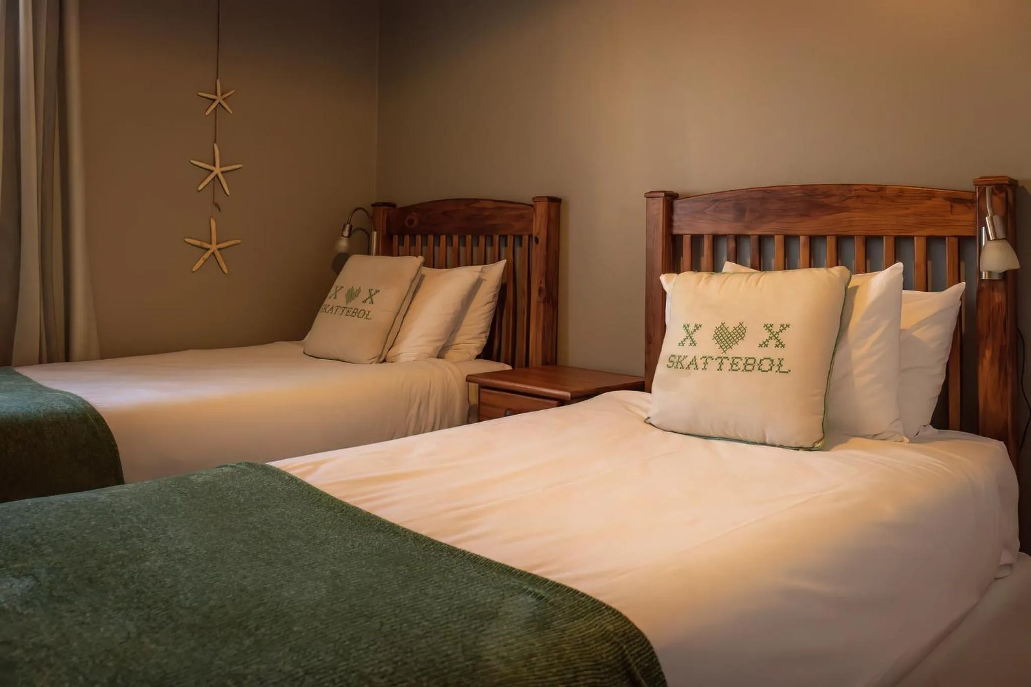 Bed in Beach Club Self Catering Apartments