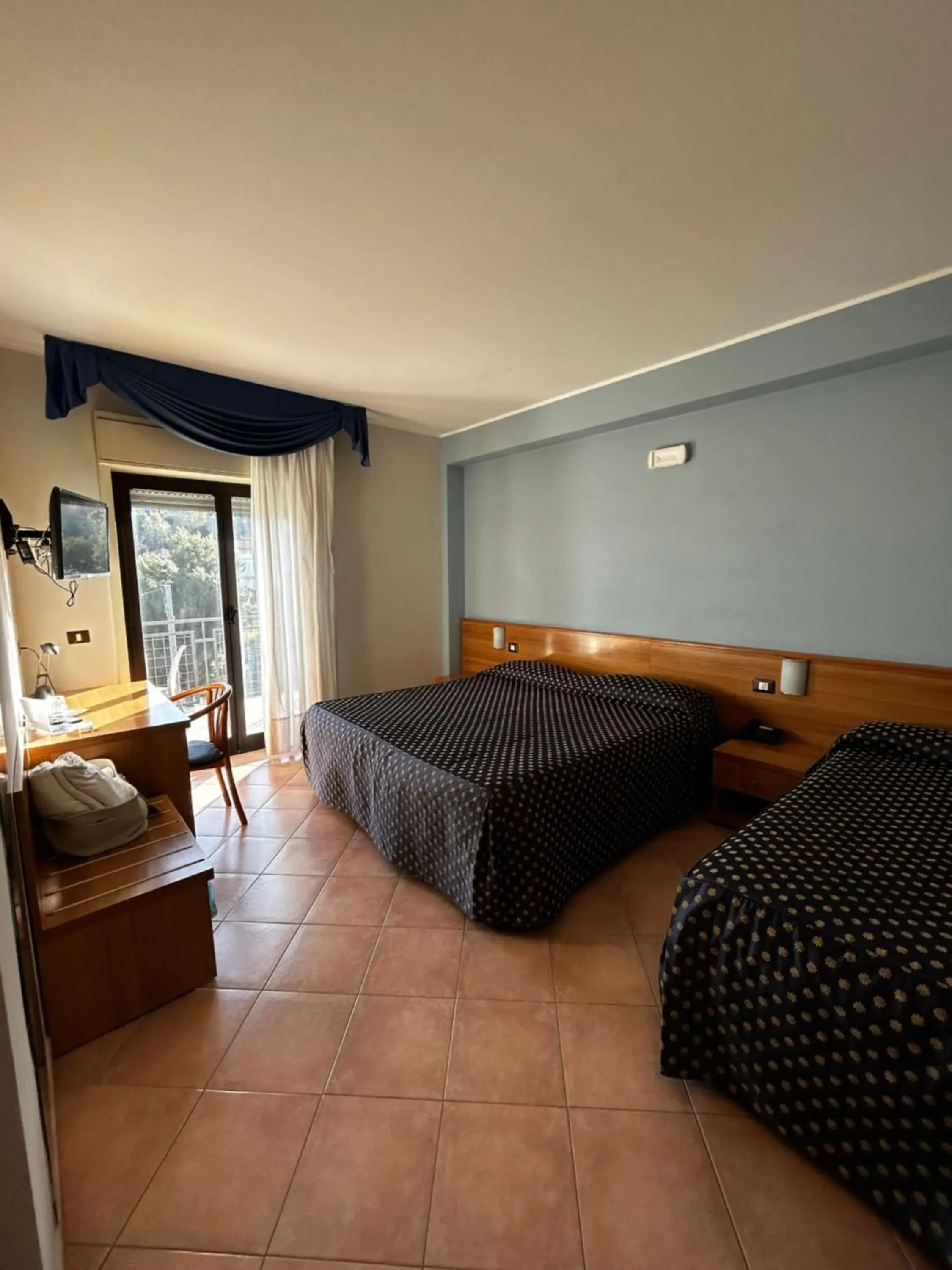 Triple Room in Hotel Lachea Triple Room in Hotel Lachea