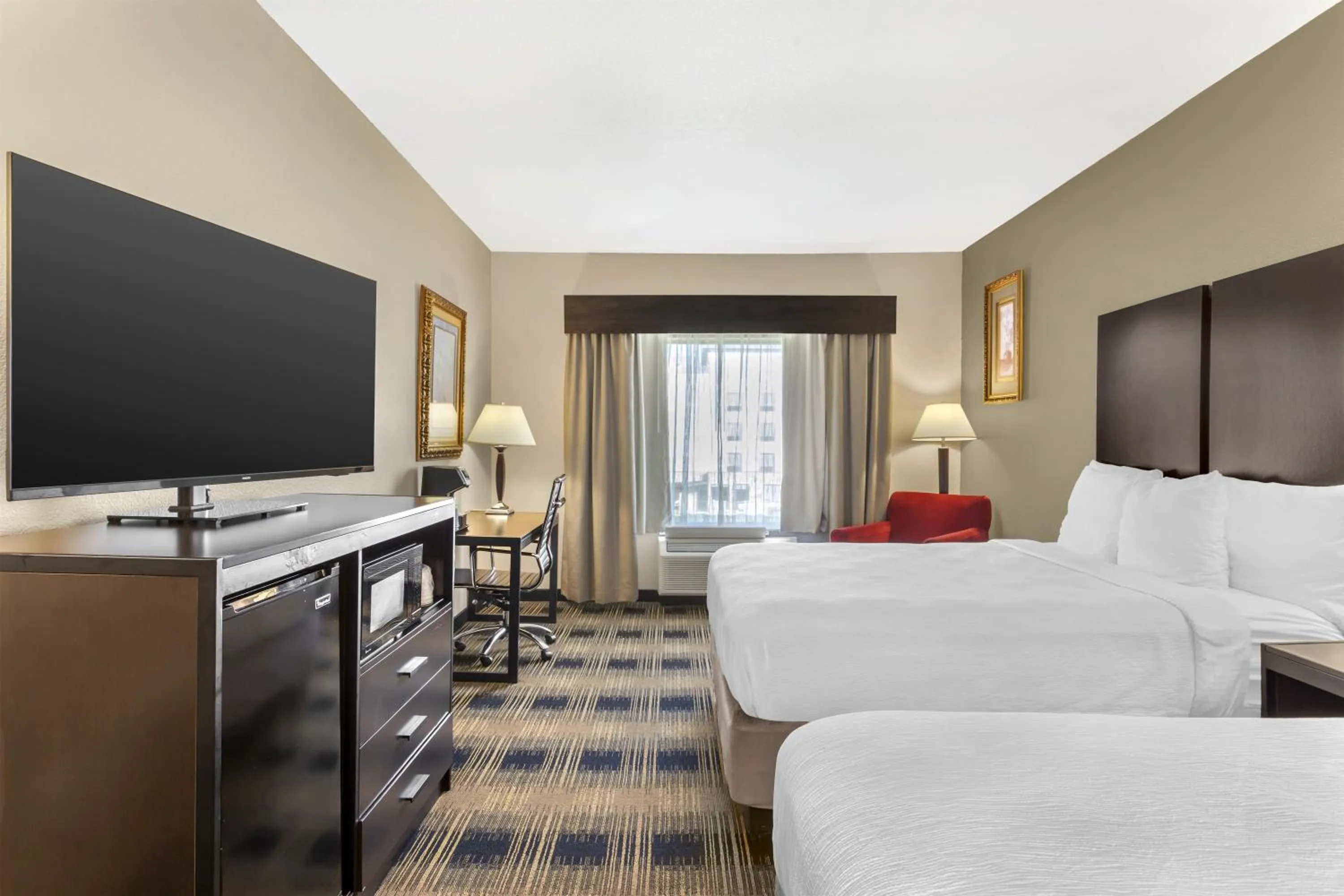 Bedroom, Bed in Best Western Plus Heritage Inn & Suites Houston