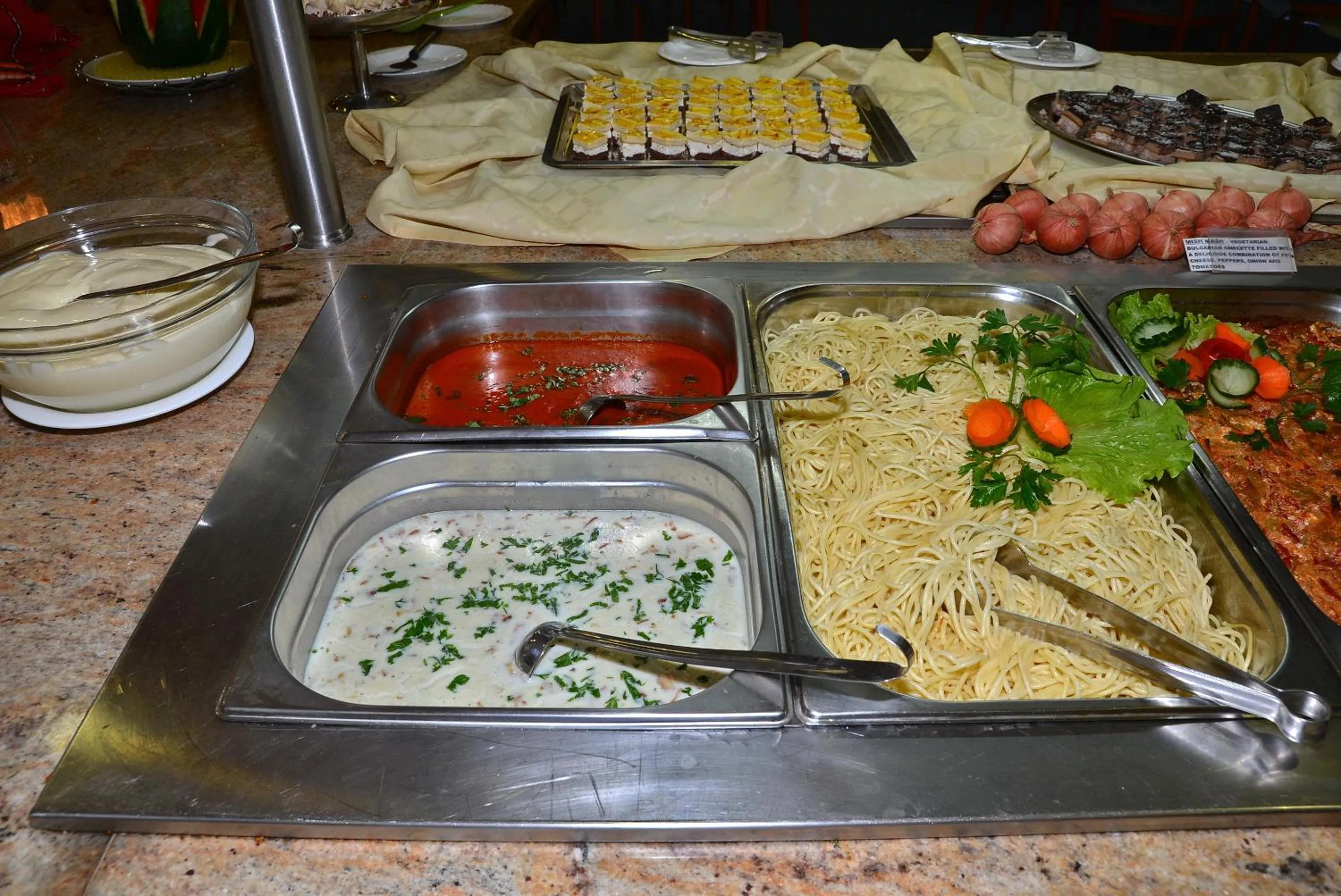 Food in Diamond Hotel - All Inclusive