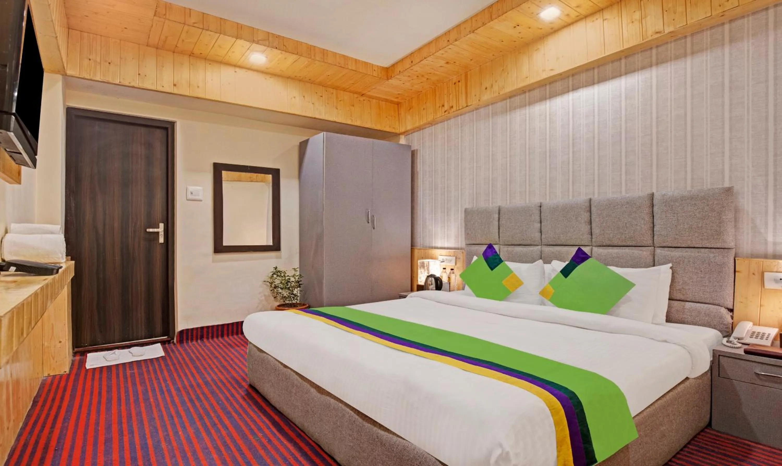 Bed in Treebo Kosmos Anamika, 1 Km From Nainital Lake