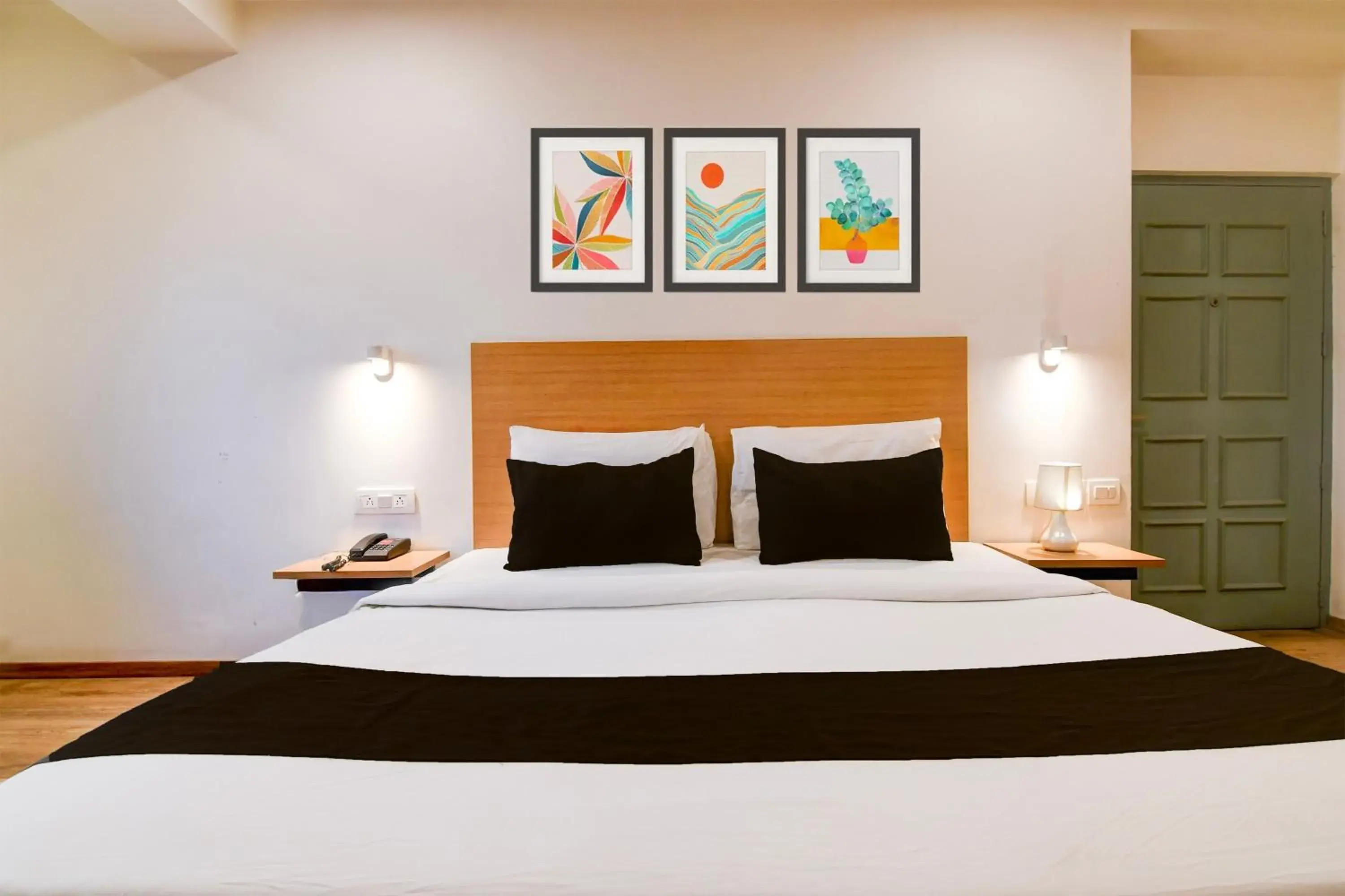 Bedroom, Bed in Super Townhouse VIP Road Formerly The Sky Bedroom, Bed in Super Townhouse VIP Road Formerly The Sky