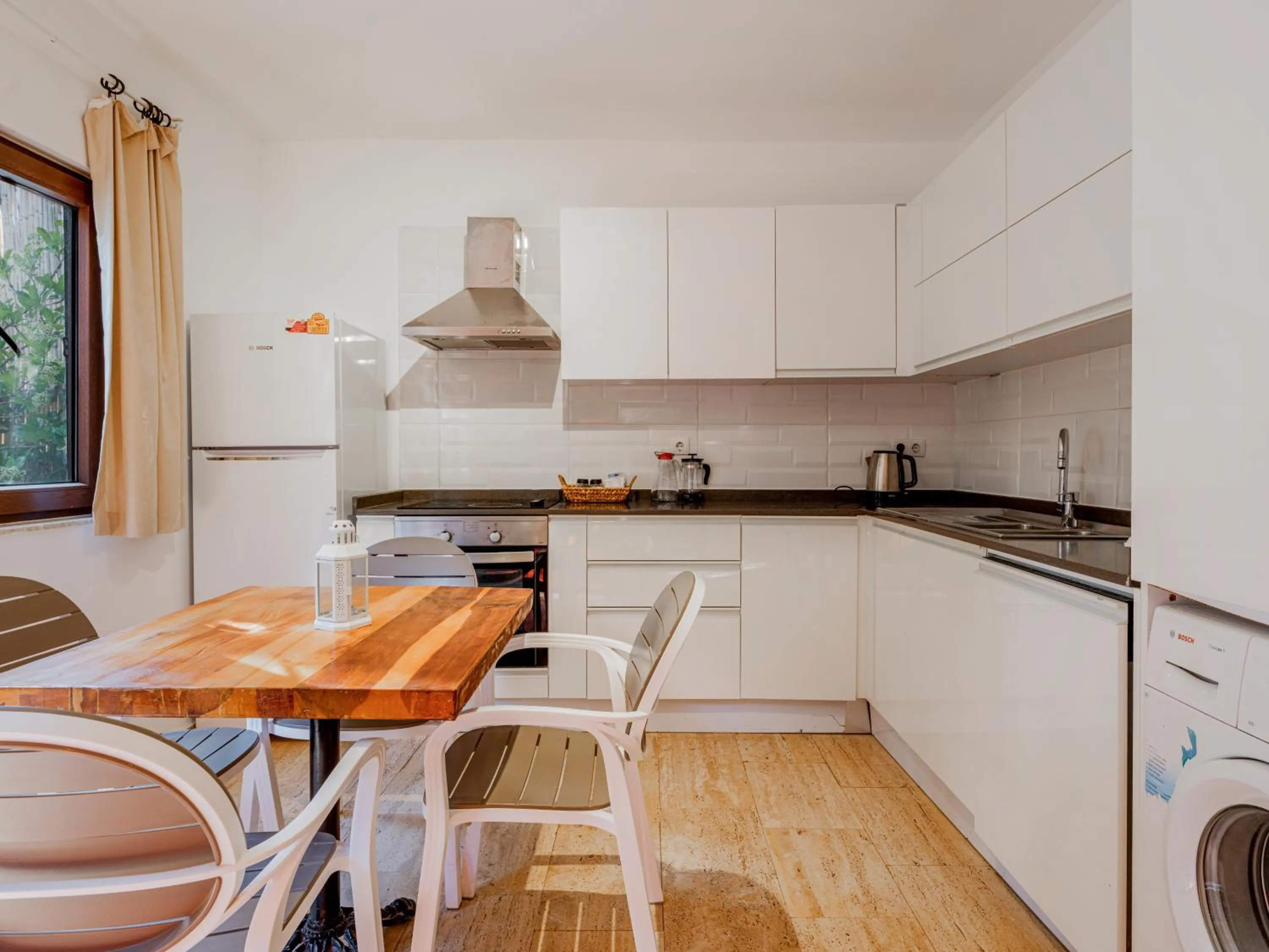 Kitchen or kitchenette in Sea Garden Kaş Hotel