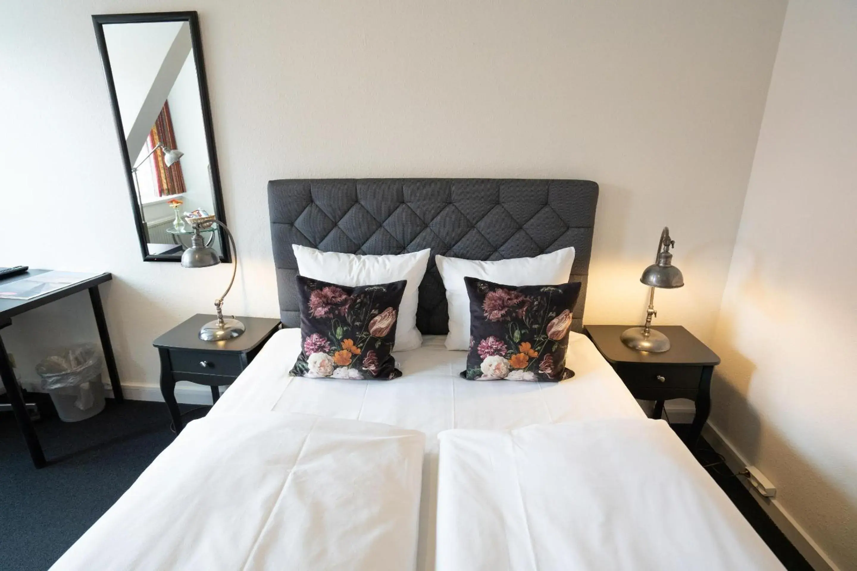 Small Twin Room in Hotel Vinhuset Small Twin Room in Hotel Vinhuset