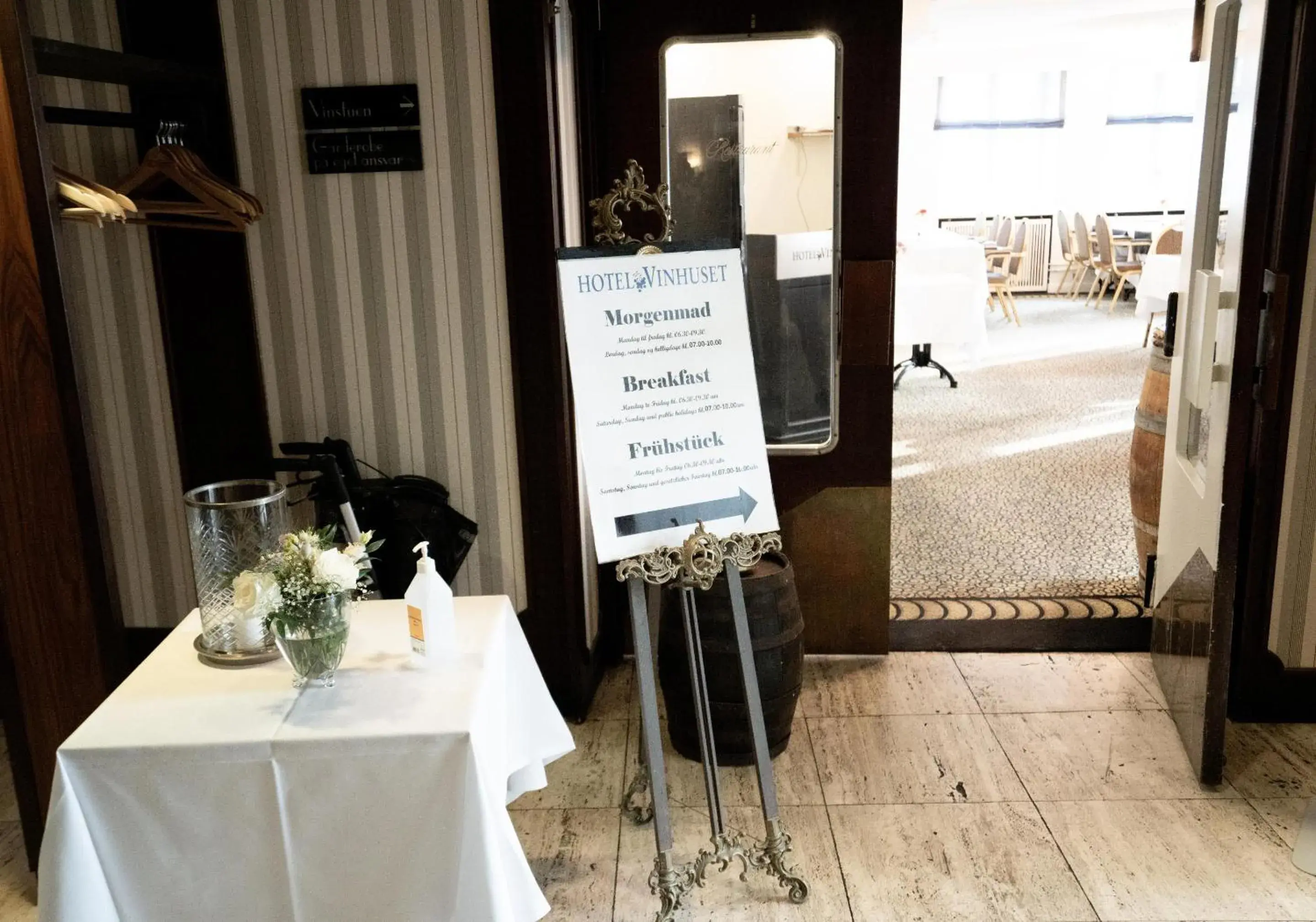 Restaurant/places to eat in Hotel Vinhuset Restaurant/places to eat in Hotel Vinhuset