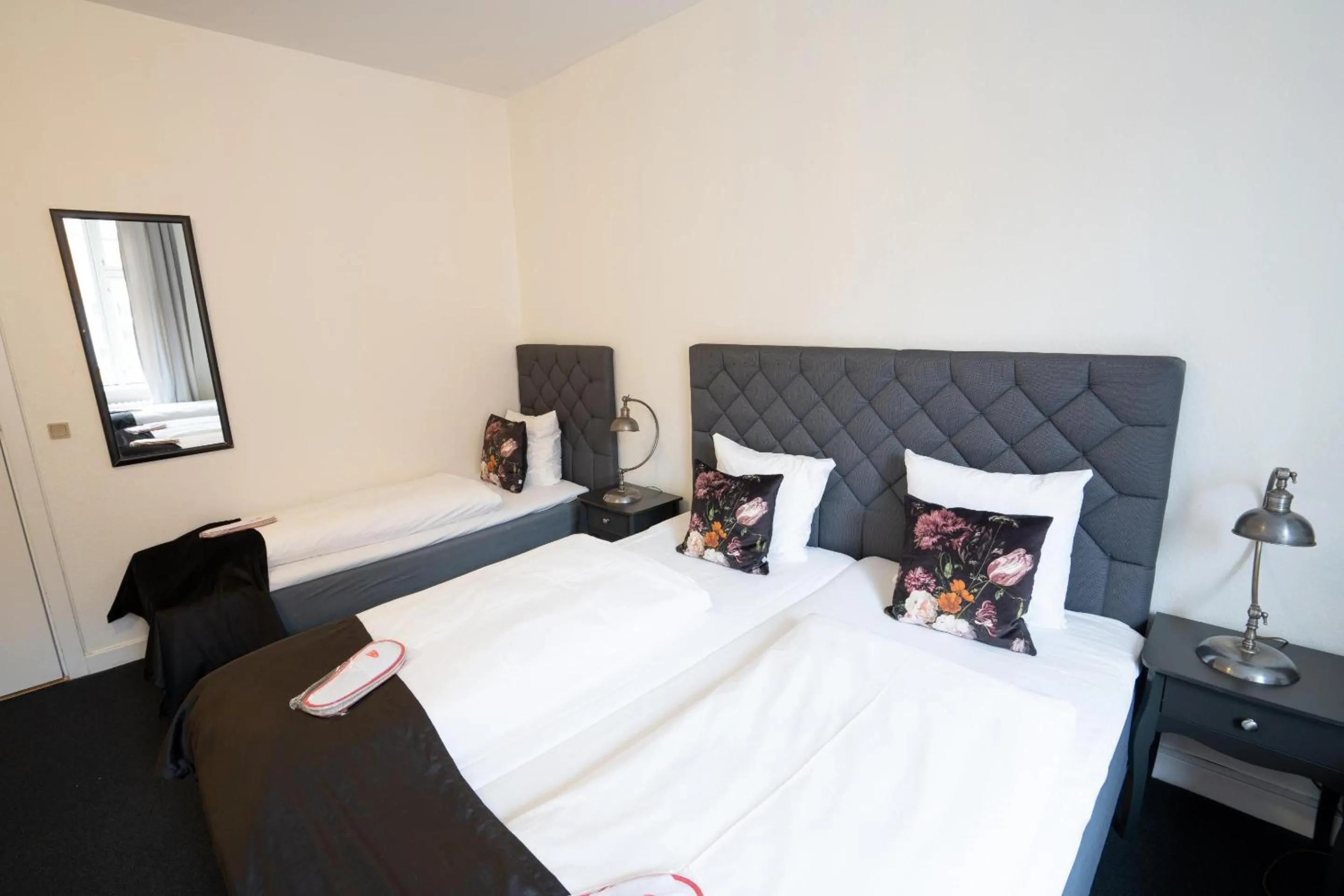 Bed in Hotel Vinhuset