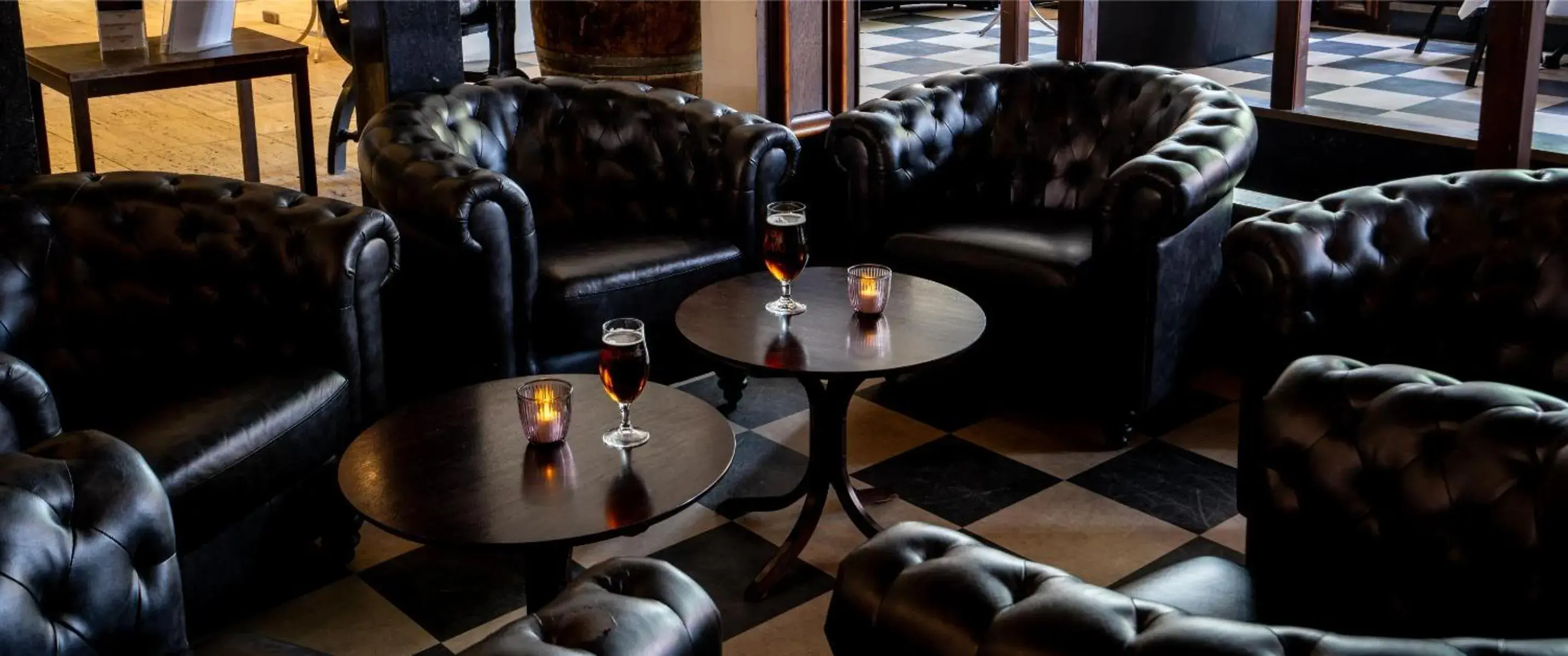 Lounge or bar in Hotel Vinhuset Lounge or bar in Hotel Vinhuset