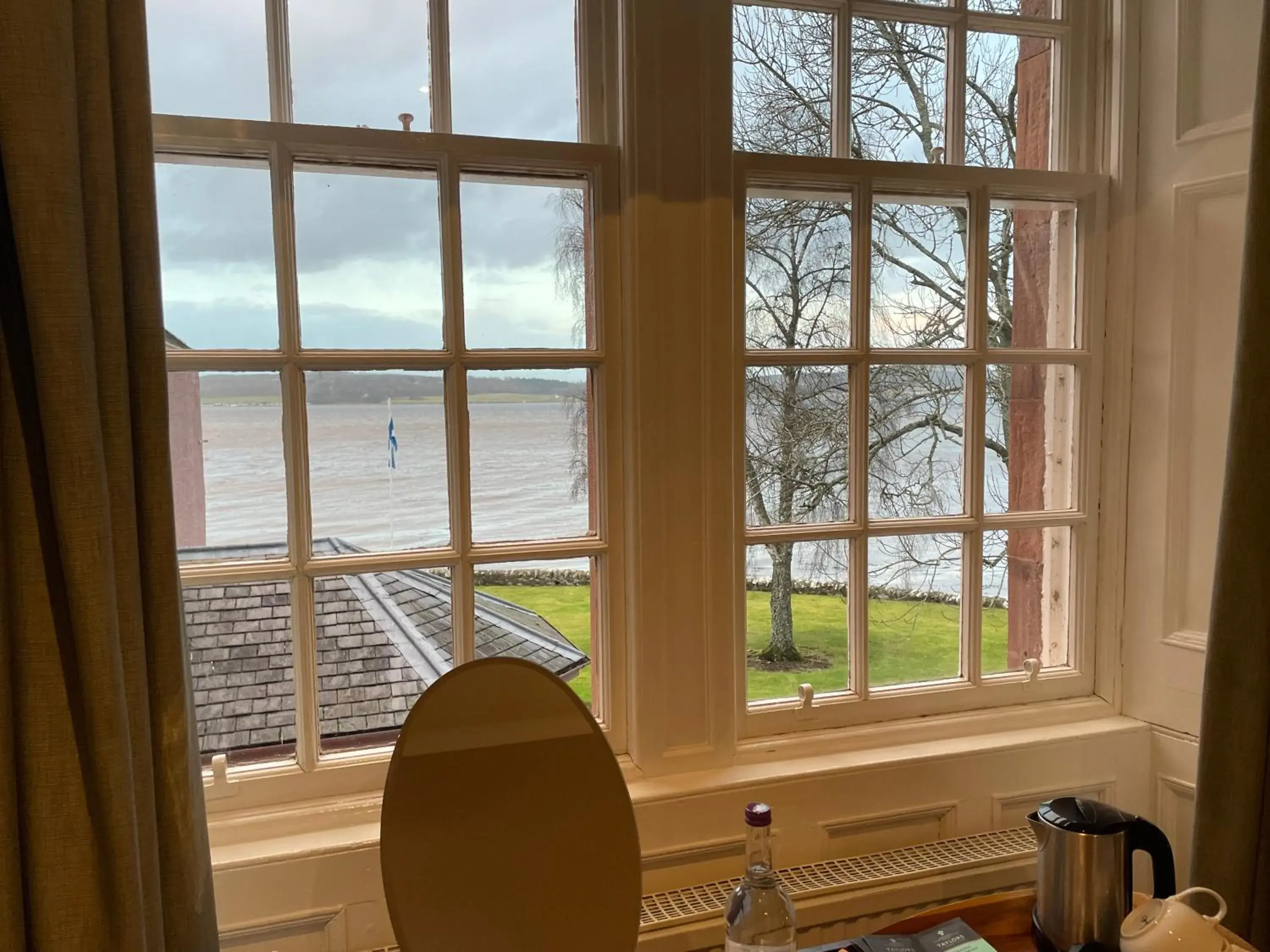 Twin Room with Sea View in Bunchrew House Hotel Twin Room with Sea View in Bunchrew House Hotel