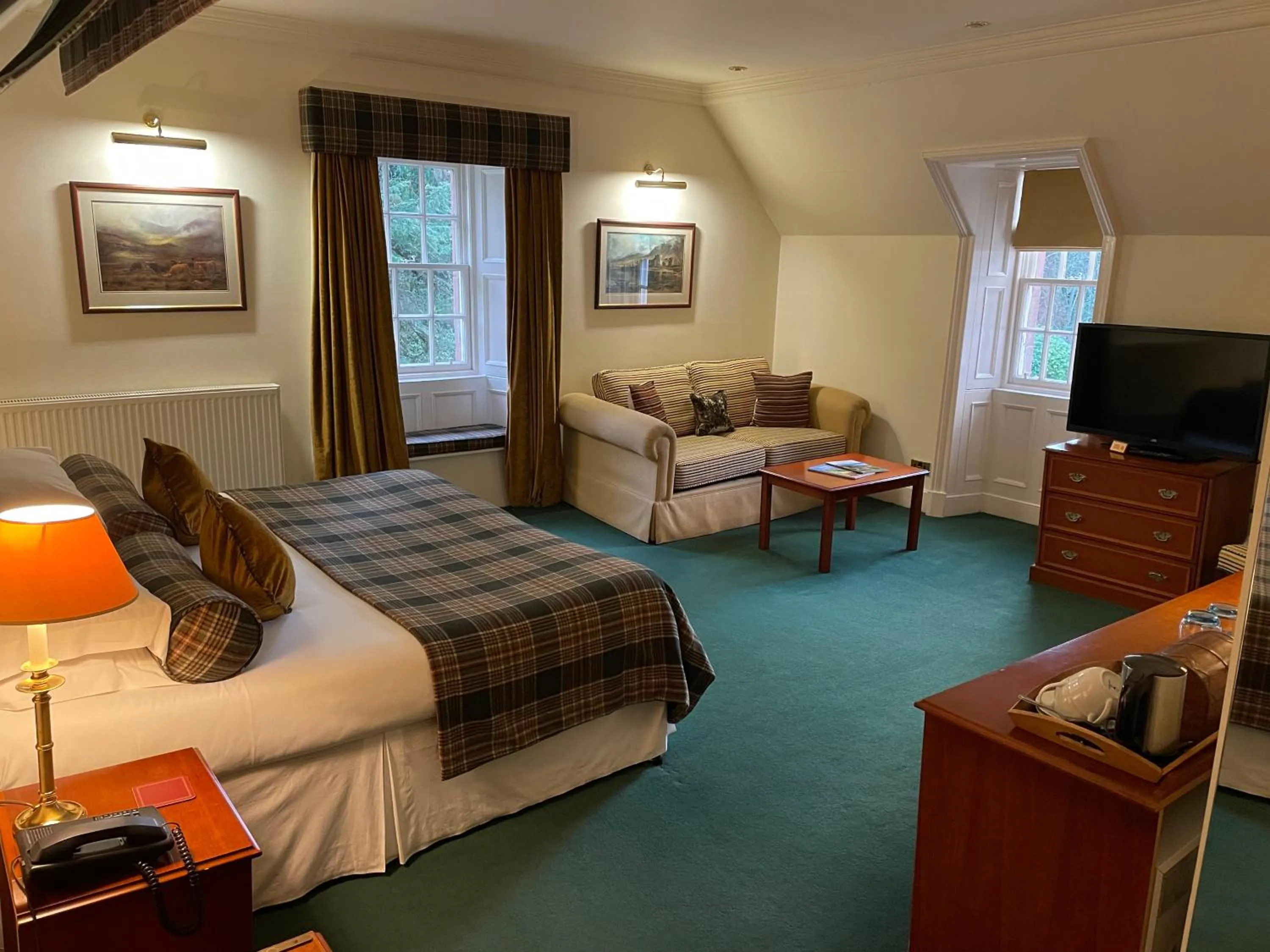 Bedroom, Bed in Bunchrew House Hotel