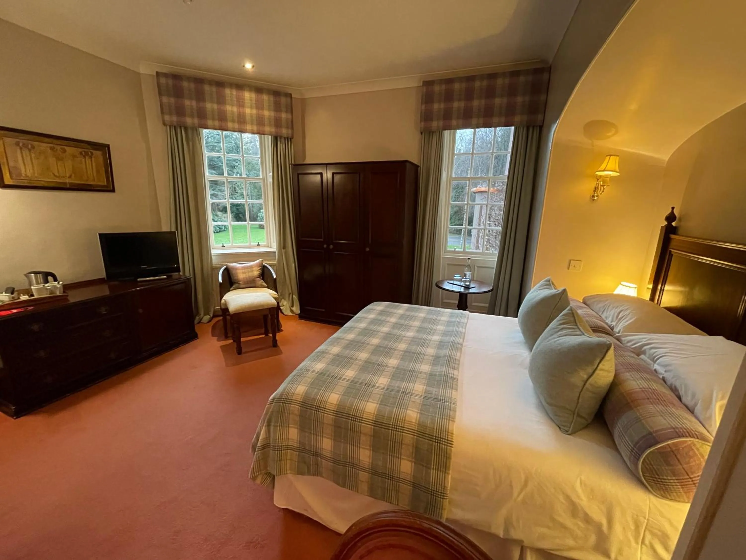 Bedroom, Bed in Bunchrew House Hotel