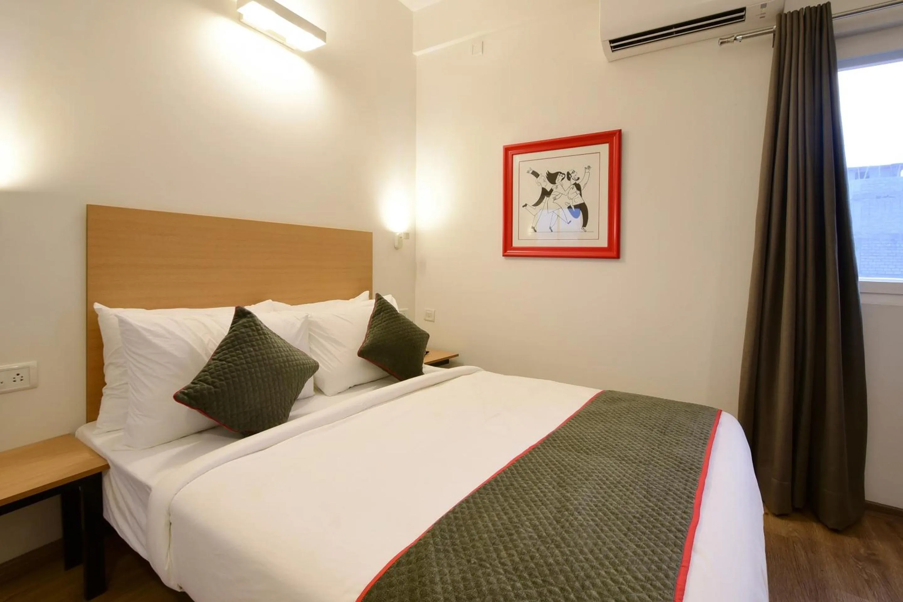 Bedroom in Townhouse Airport Road