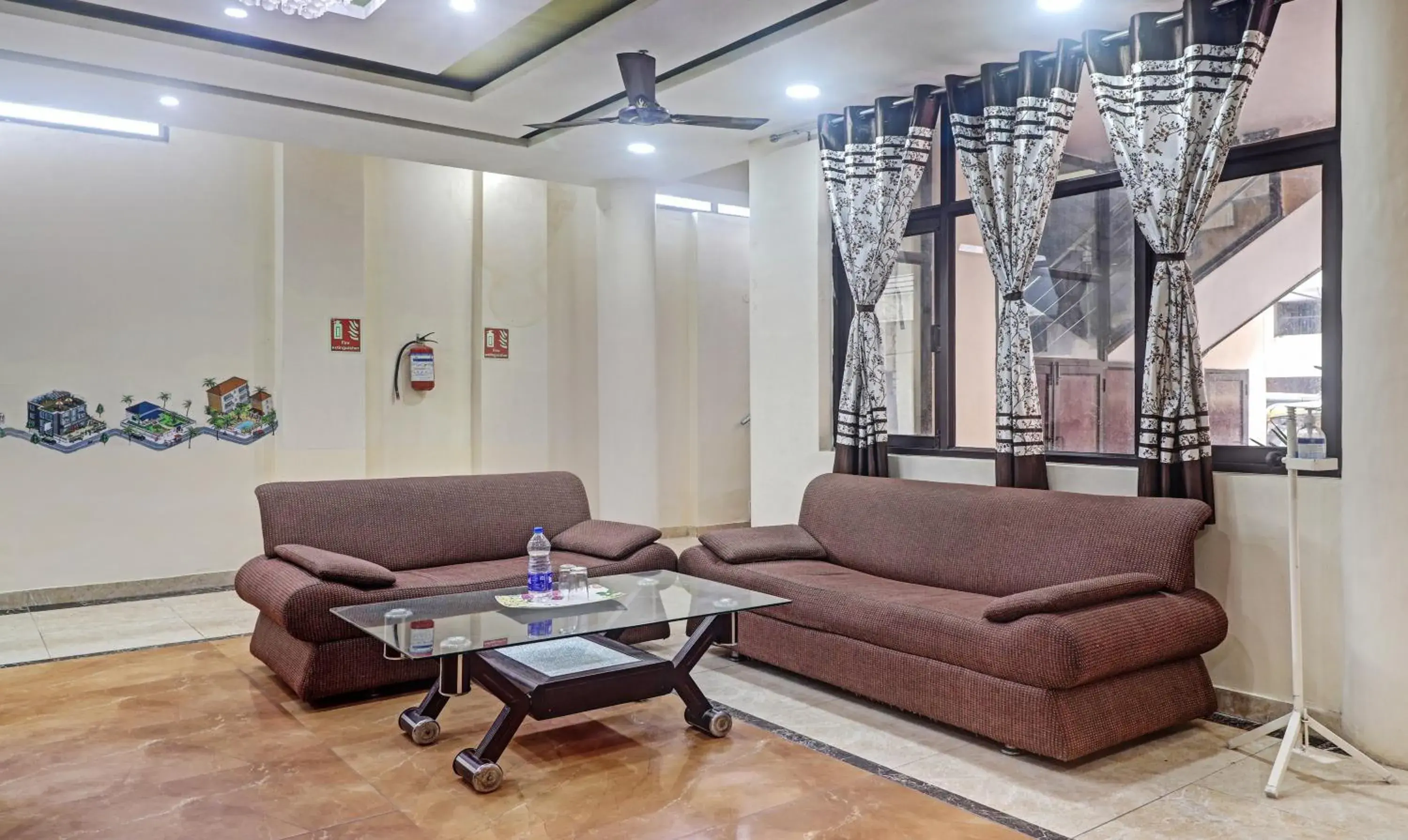 Seating area in Hotel Albie Stay Inn Seating area in Hotel Albie Stay Inn