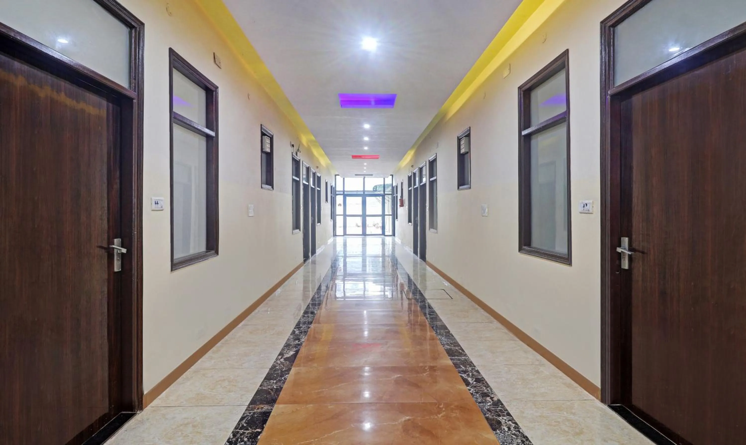 Lobby or reception in Hotel Albie Stay Inn