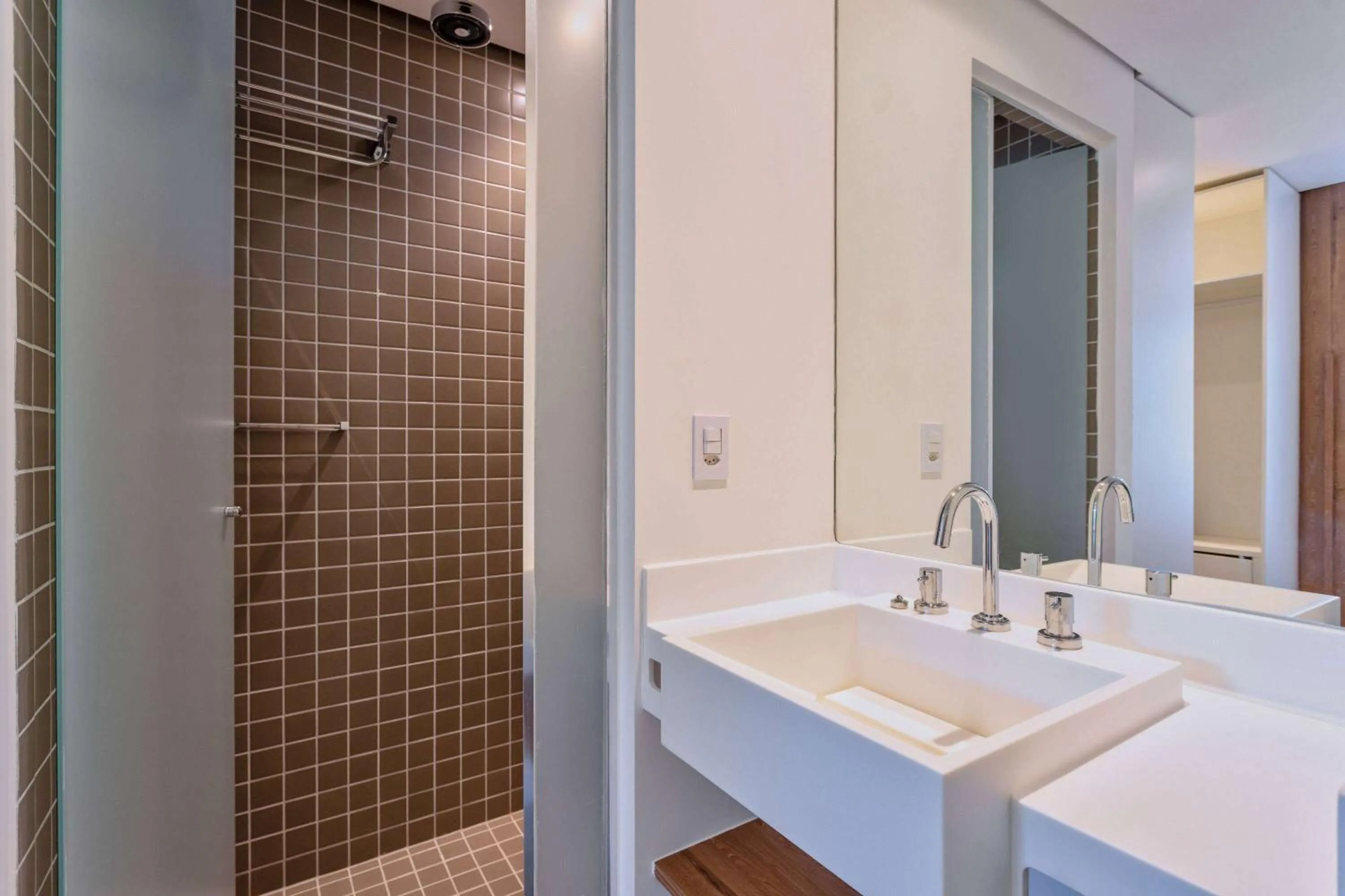 Photo of the whole room in Casa Di Sirena Ilhabela