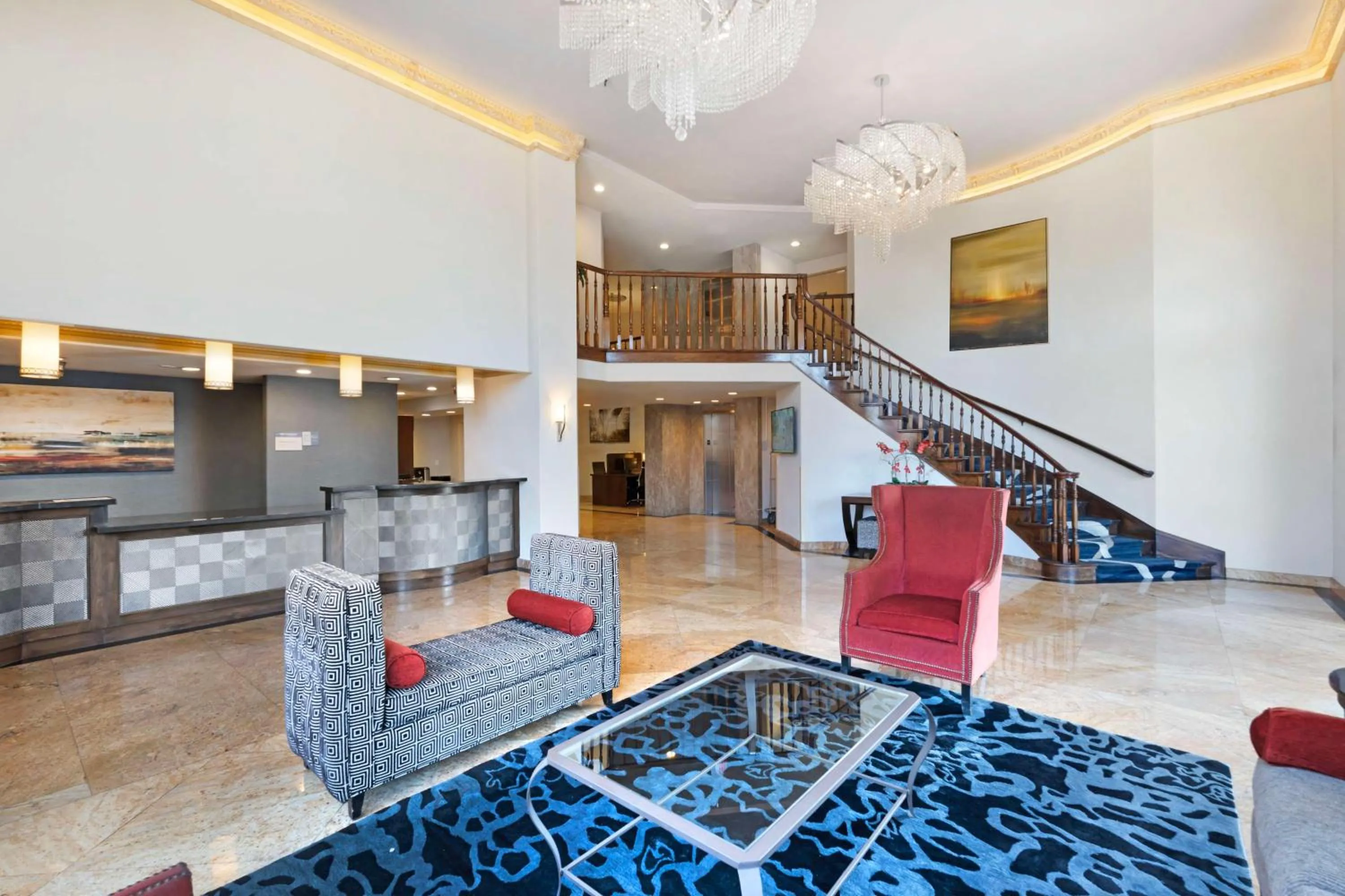 Lobby or reception in Best Western Plus Newport Mesa Inn