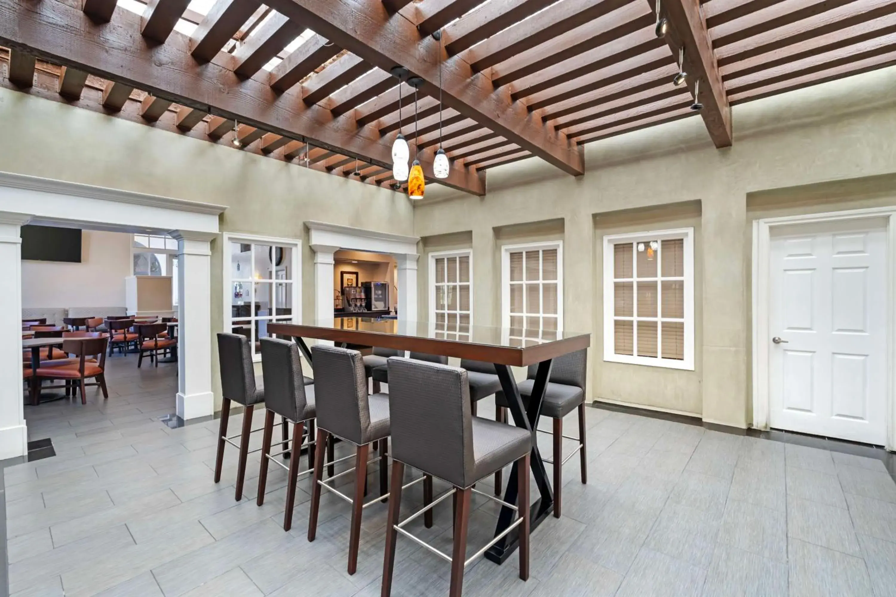 Breakfast in Best Western Plus Newport Mesa Inn Breakfast in Best Western Plus Newport Mesa Inn