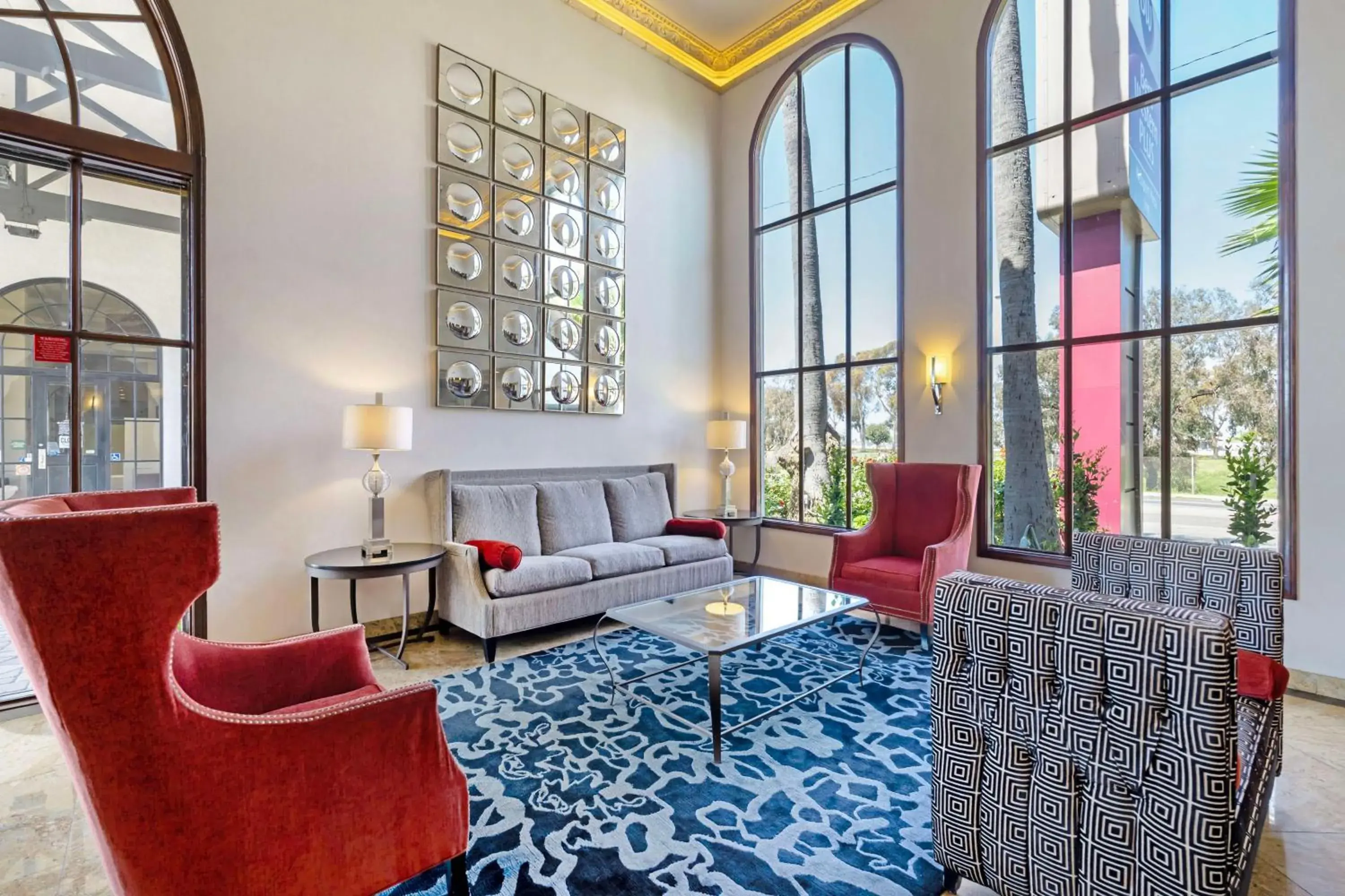 Lobby or reception in Best Western Plus Newport Mesa Inn Lobby or reception in Best Western Plus Newport Mesa Inn