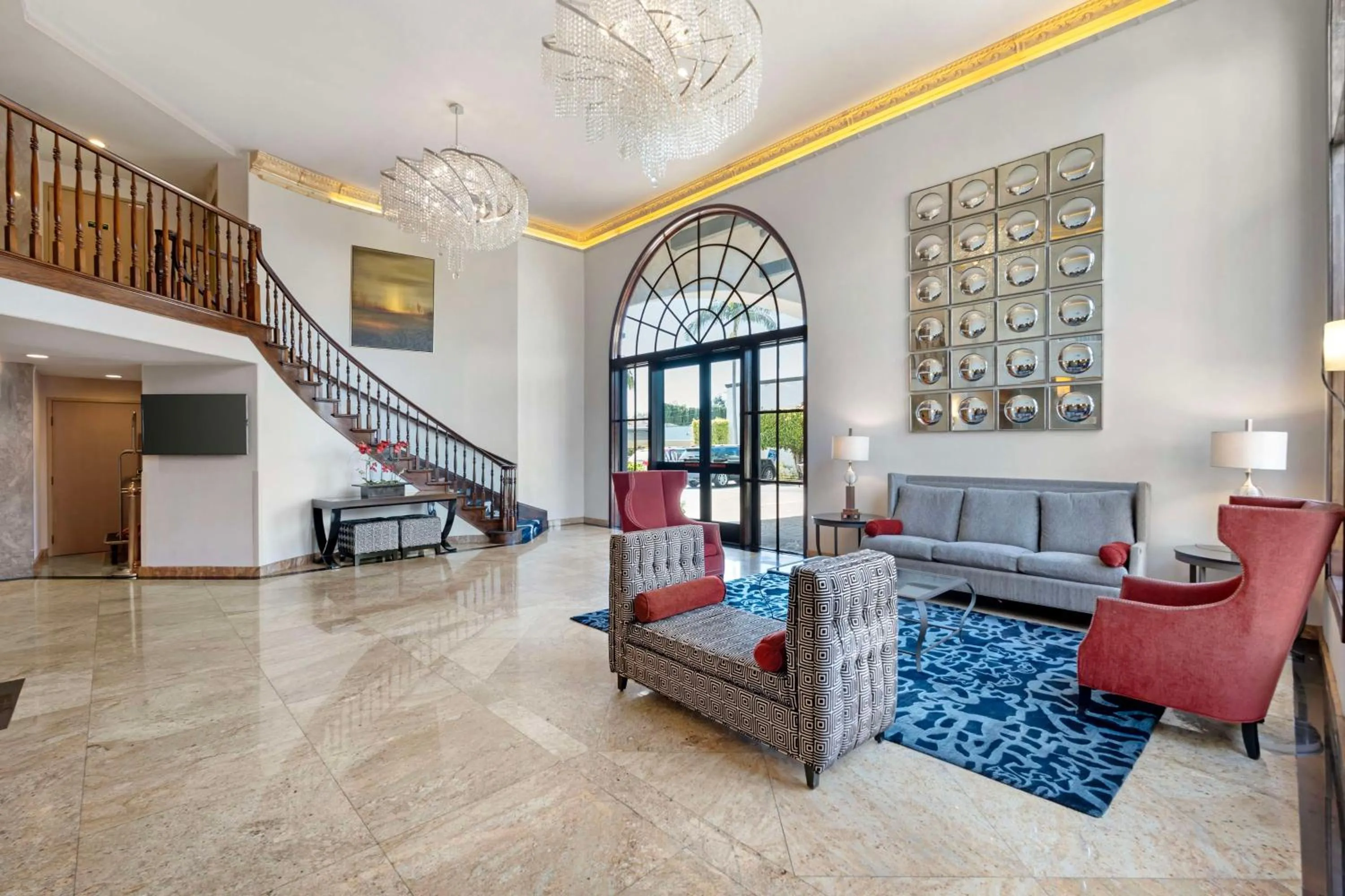 Lobby or reception in Best Western Plus Newport Mesa Inn