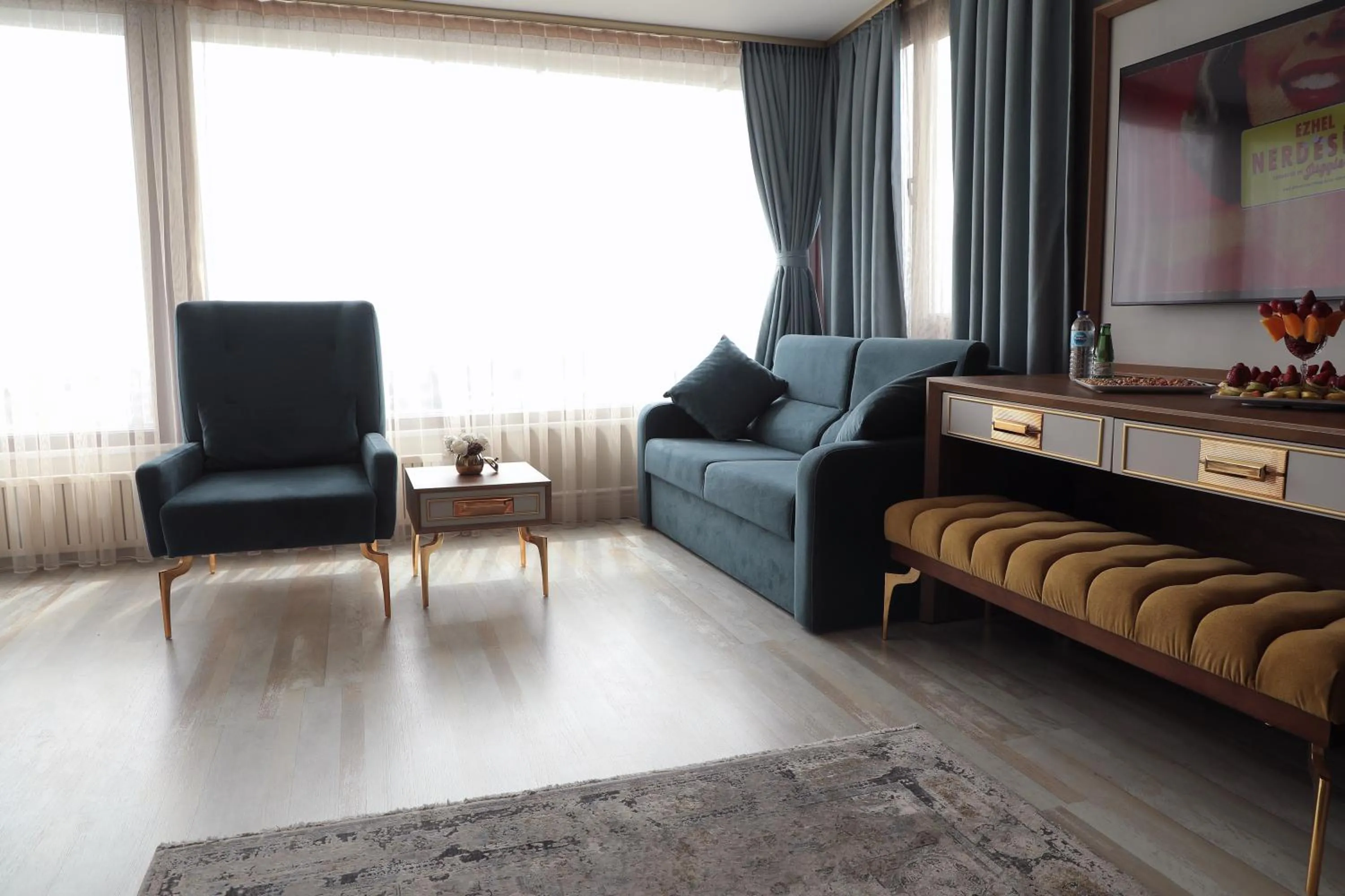 Photo of the whole room in Avrasya Port Hotel