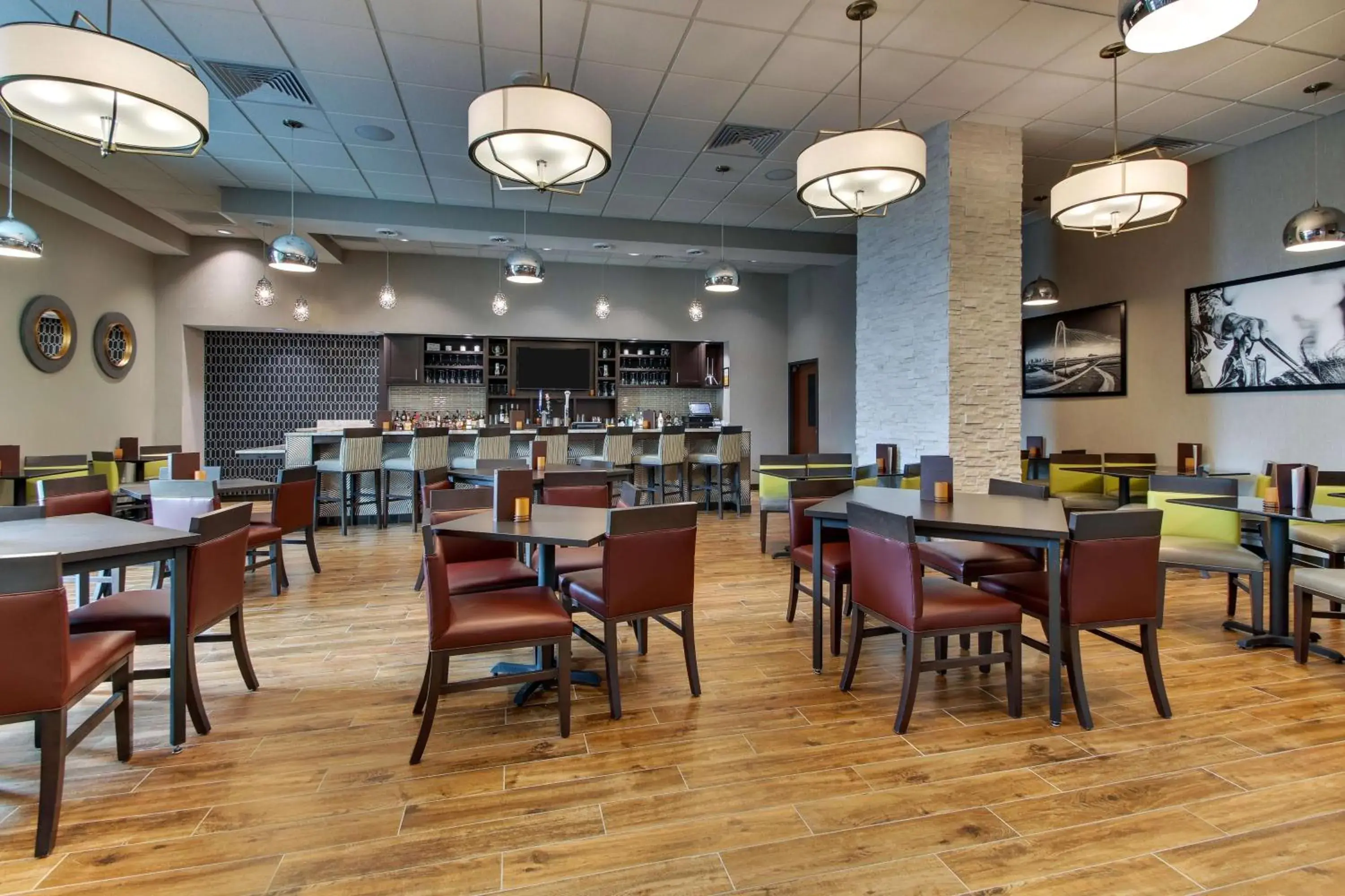 Restaurant/places to eat in Drury Plaza Hotel Dallas Richardson Restaurant/places to eat in Drury Plaza Hotel Dallas Richardson