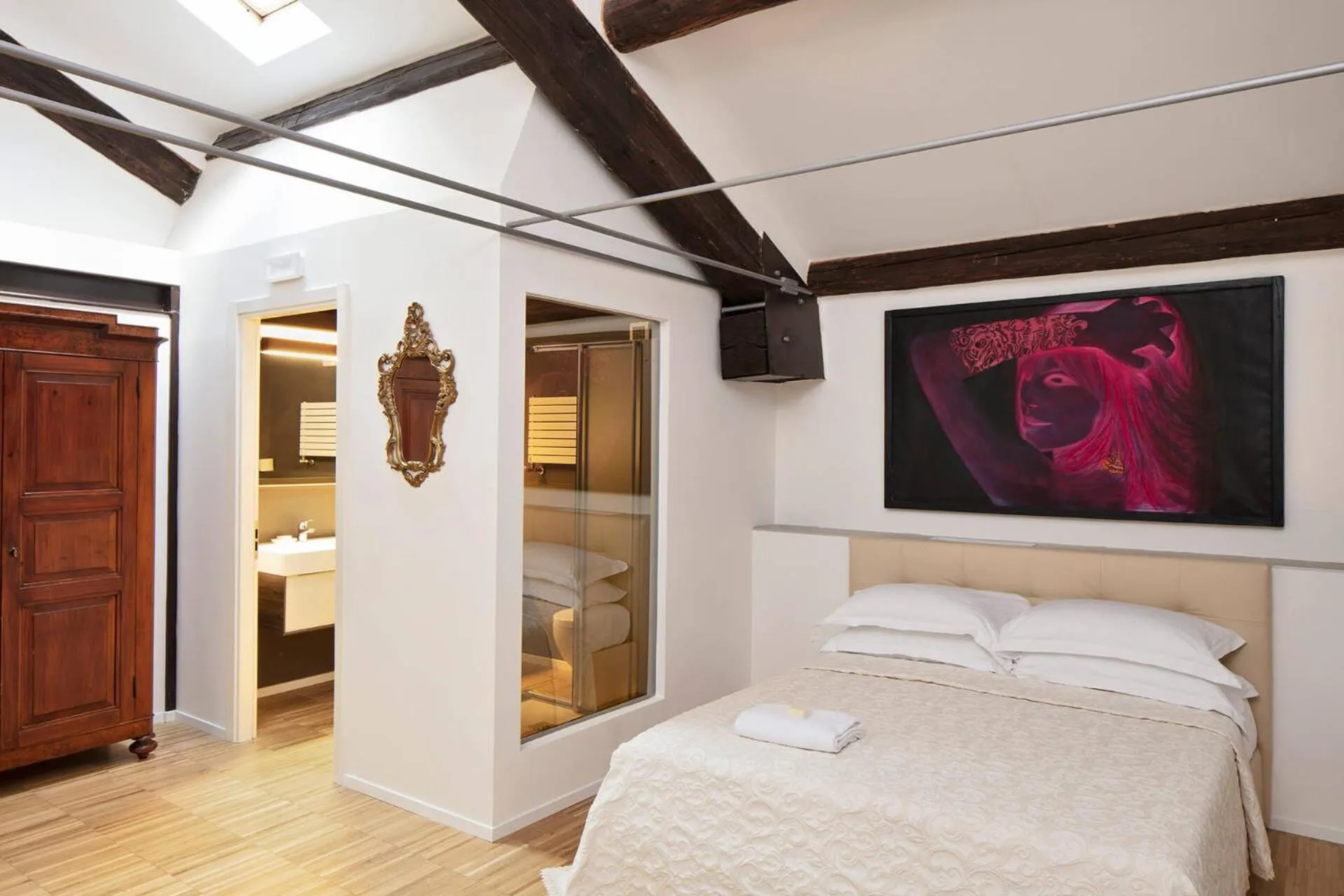 Bedroom, Bed in Mitodea - Residenza d'Epoca