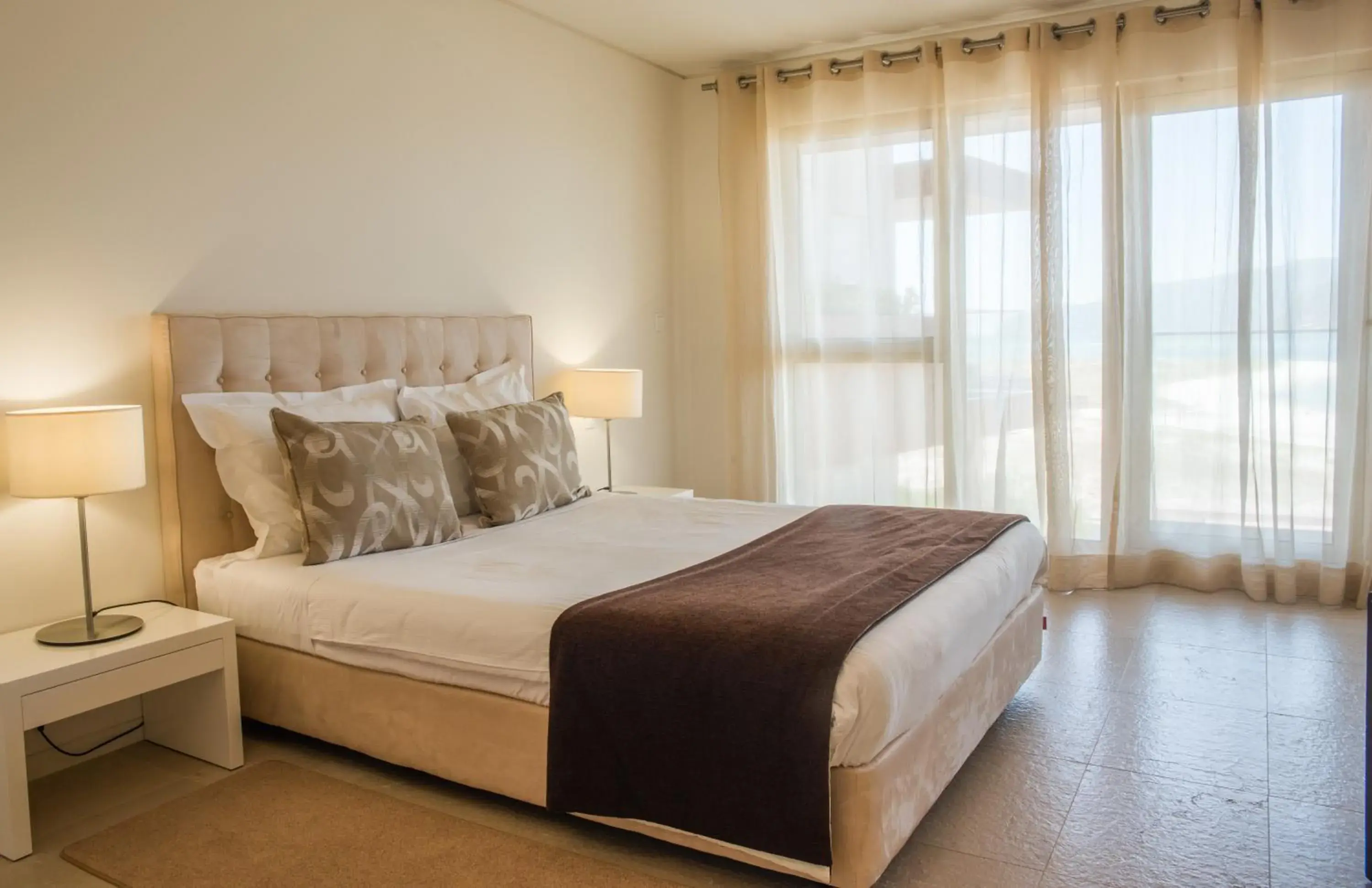 Bed in Troia Residence by The Editory - Apartamentos Praia Bed in Troia Residence by The Editory - Apartamentos Praia