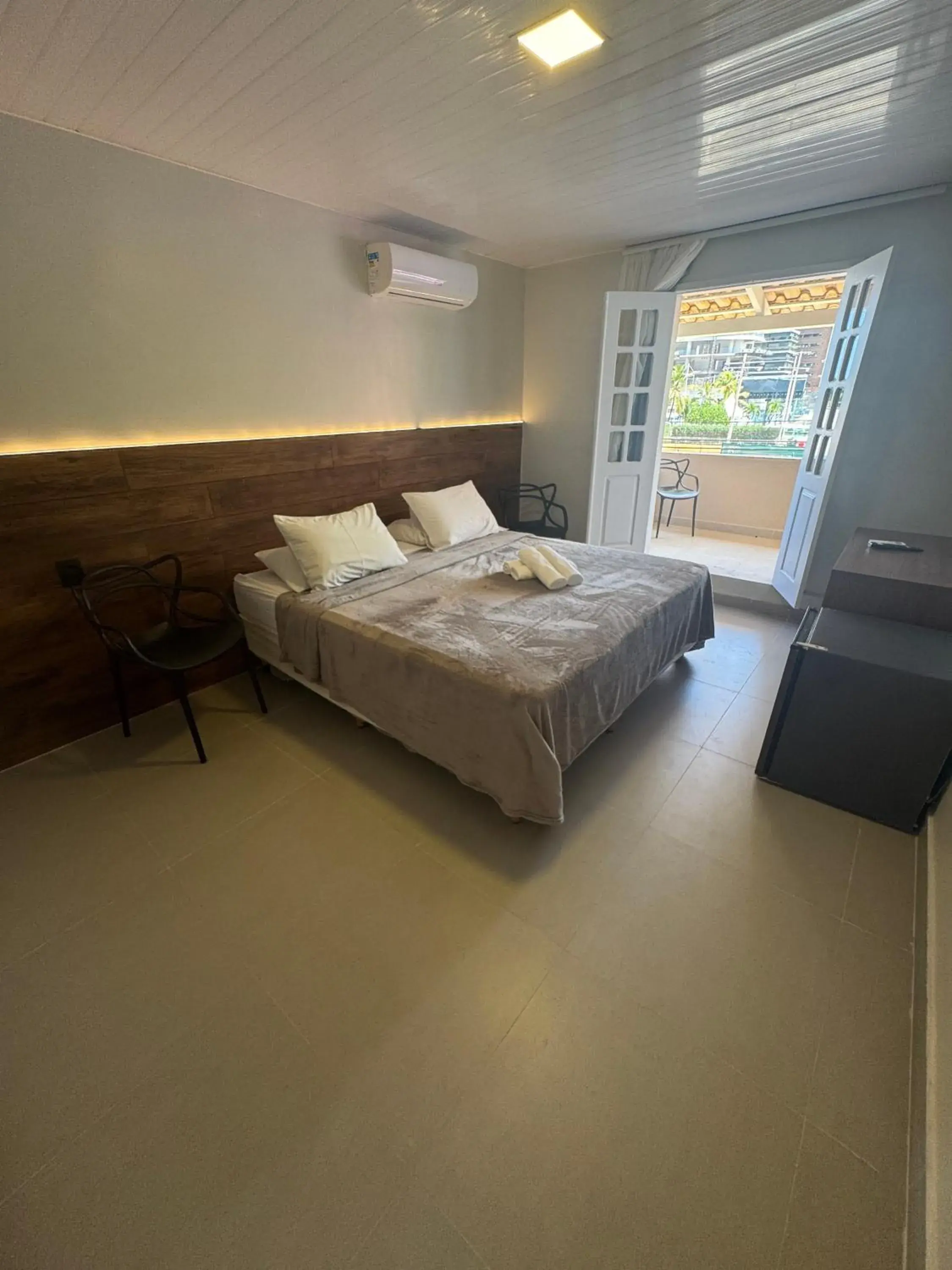 Deluxe Double Room with Balcony in Hotel Pousada Villa Marina Deluxe Double Room with Balcony in Hotel Pousada Villa Marina