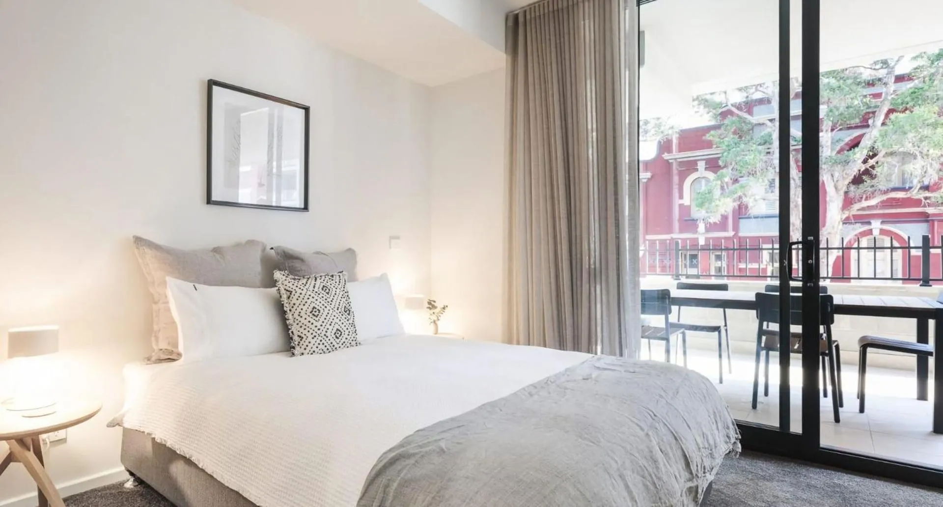 Balcony/Terrace, Bed in The Muse