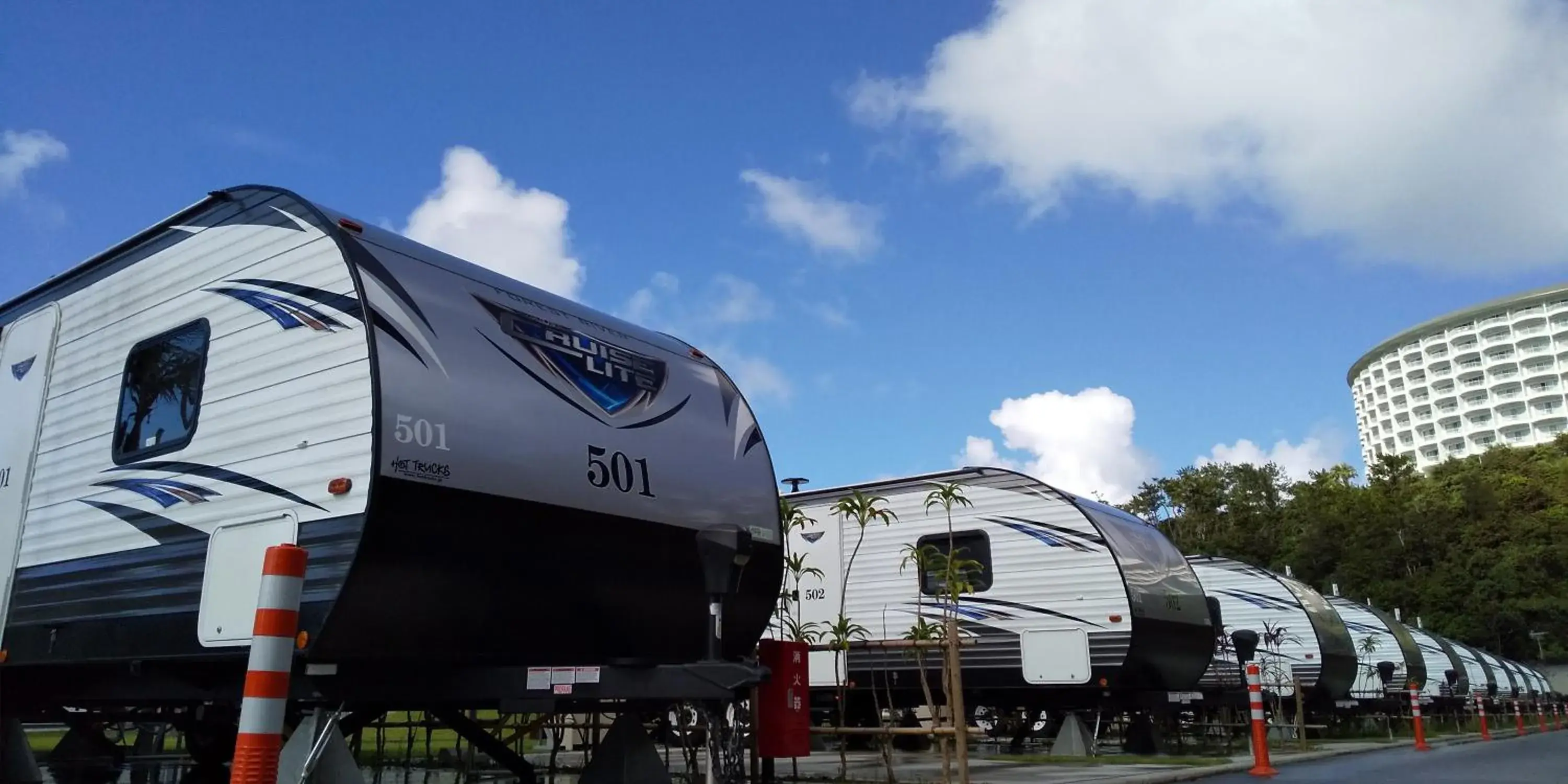 Property building in Beach Resort Hotel Kalakaua Property building in Beach Resort Hotel Kalakaua