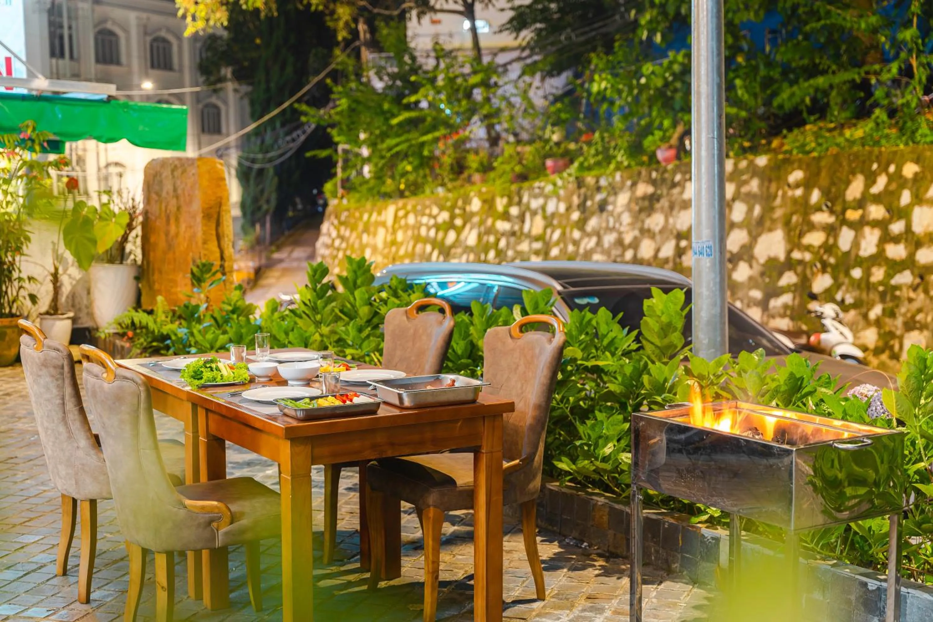 TTR Moonstone Apart Hotel