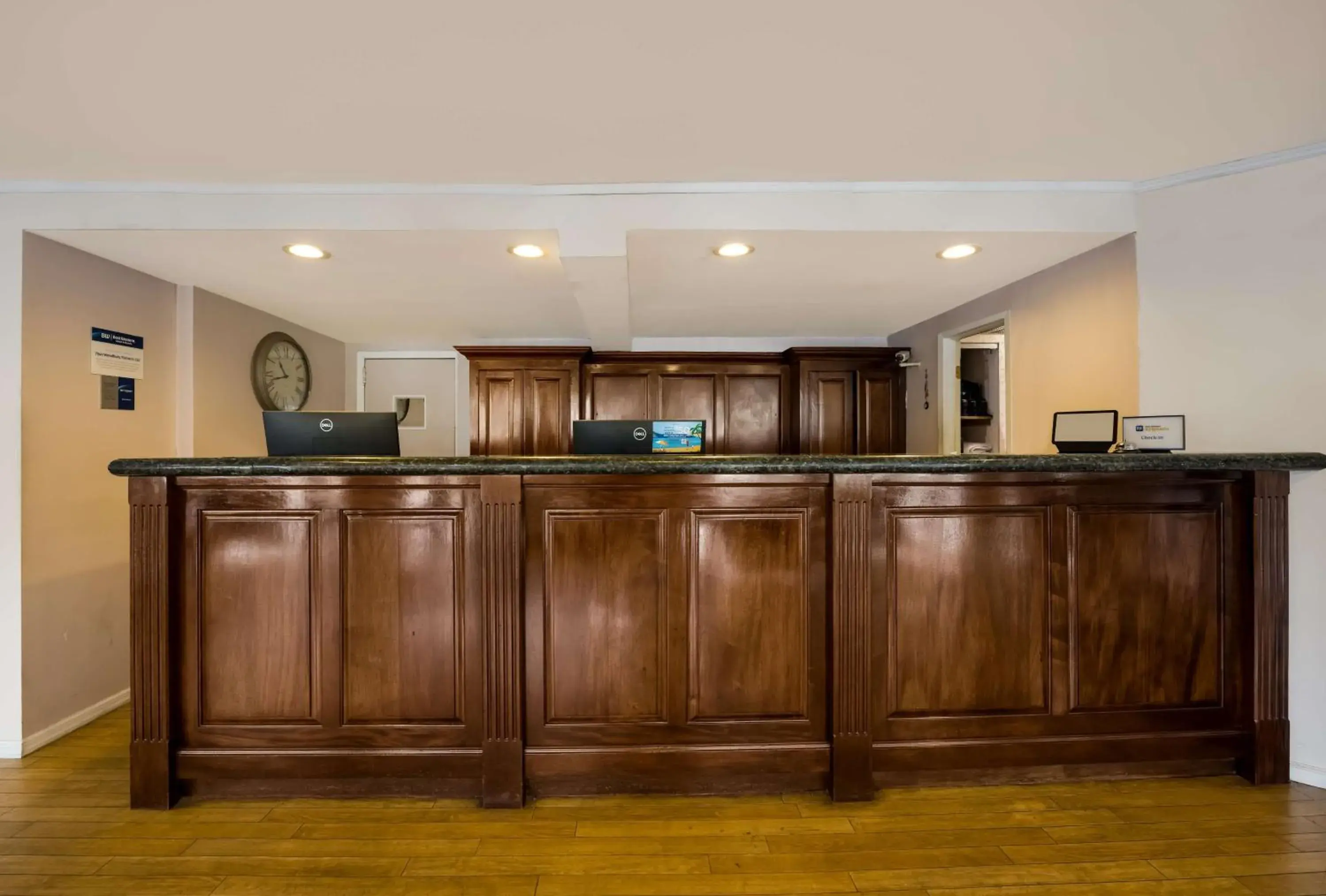 SureStay Plus by Best Western Woodbury Inn SureStay Plus by Best Western Woodbury Inn