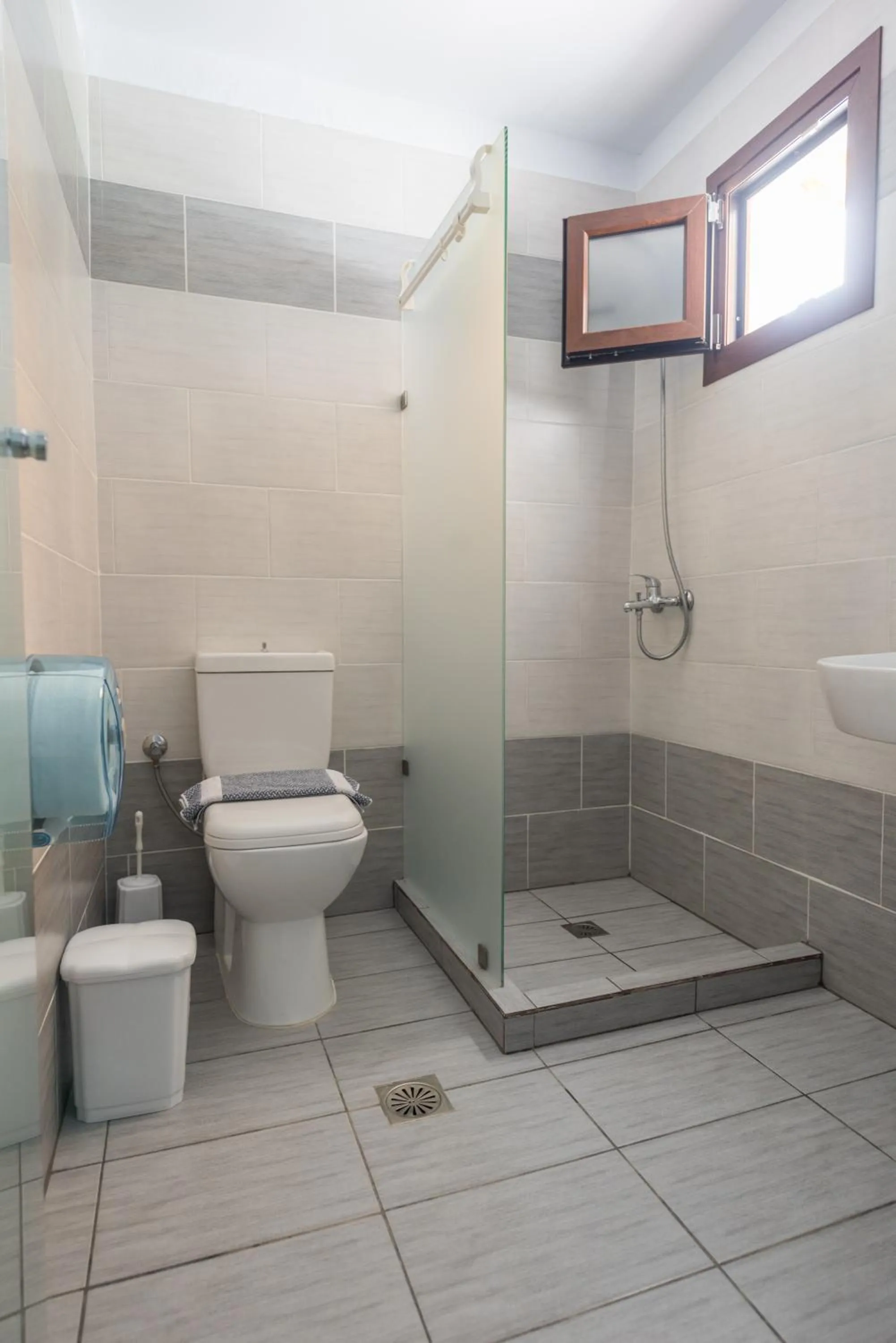 Bathroom in STRAWBERRY Skiathos