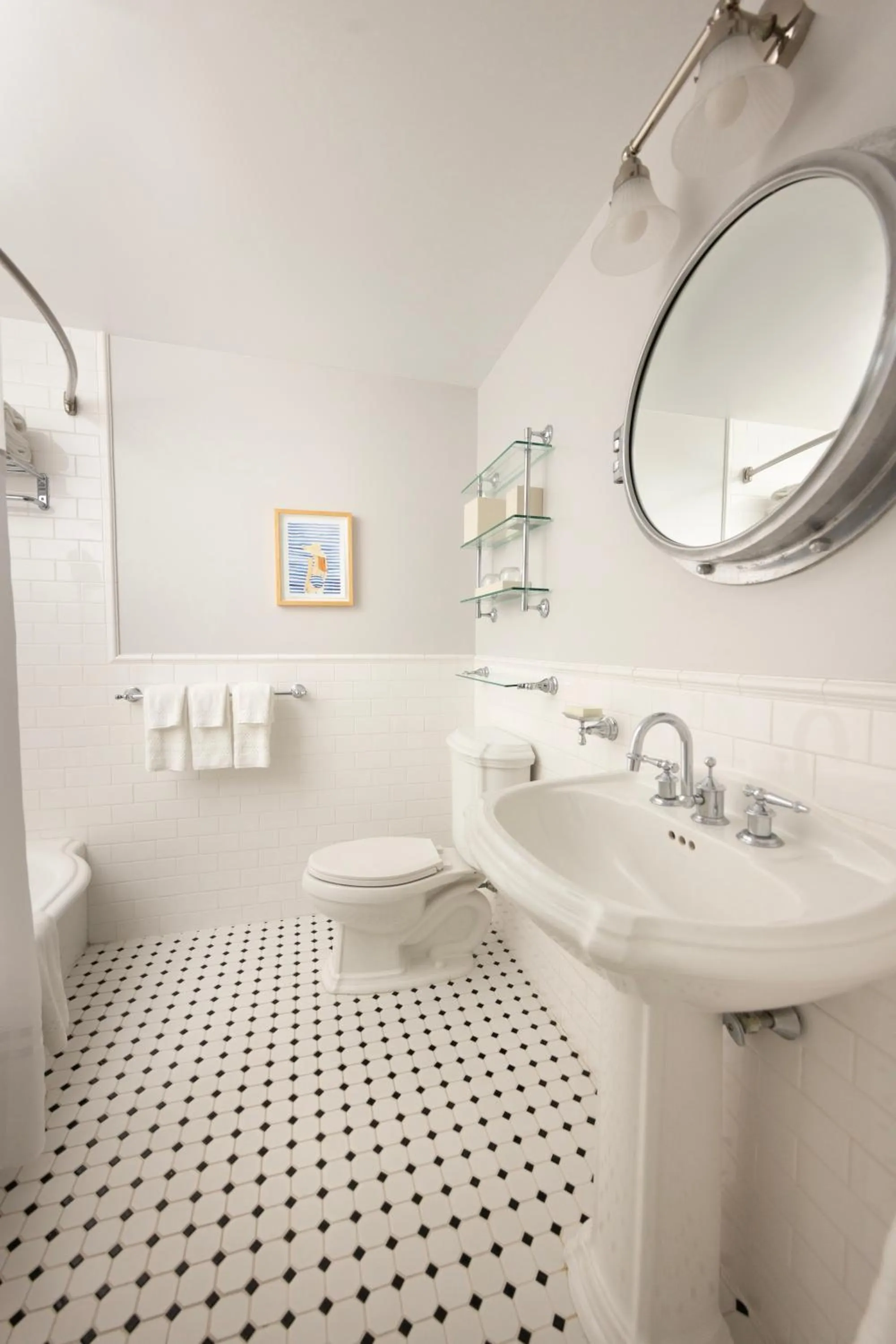 Bathroom in Chatham Bars Inn