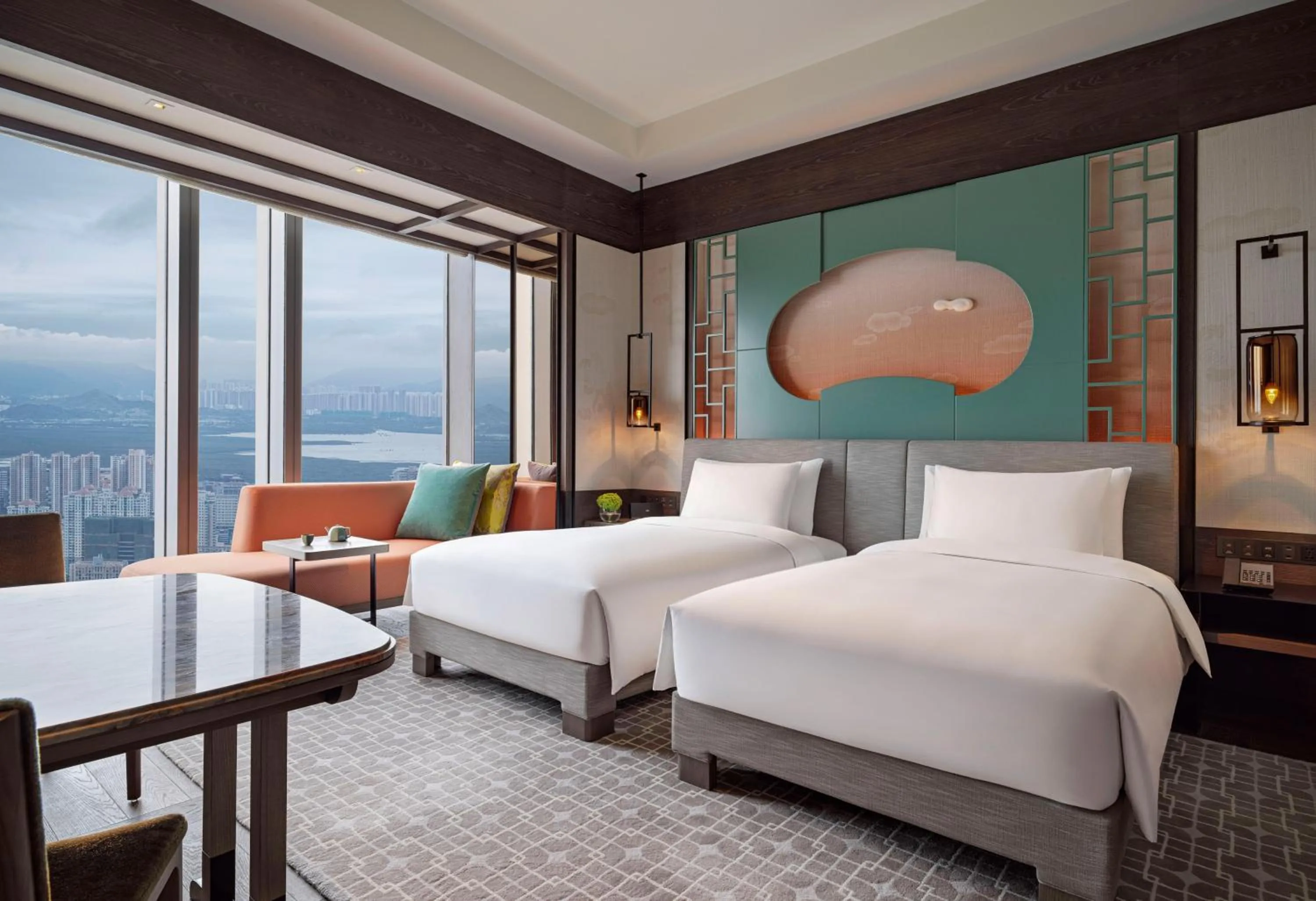 Property building, Bed in Park Hyatt Shenzhen