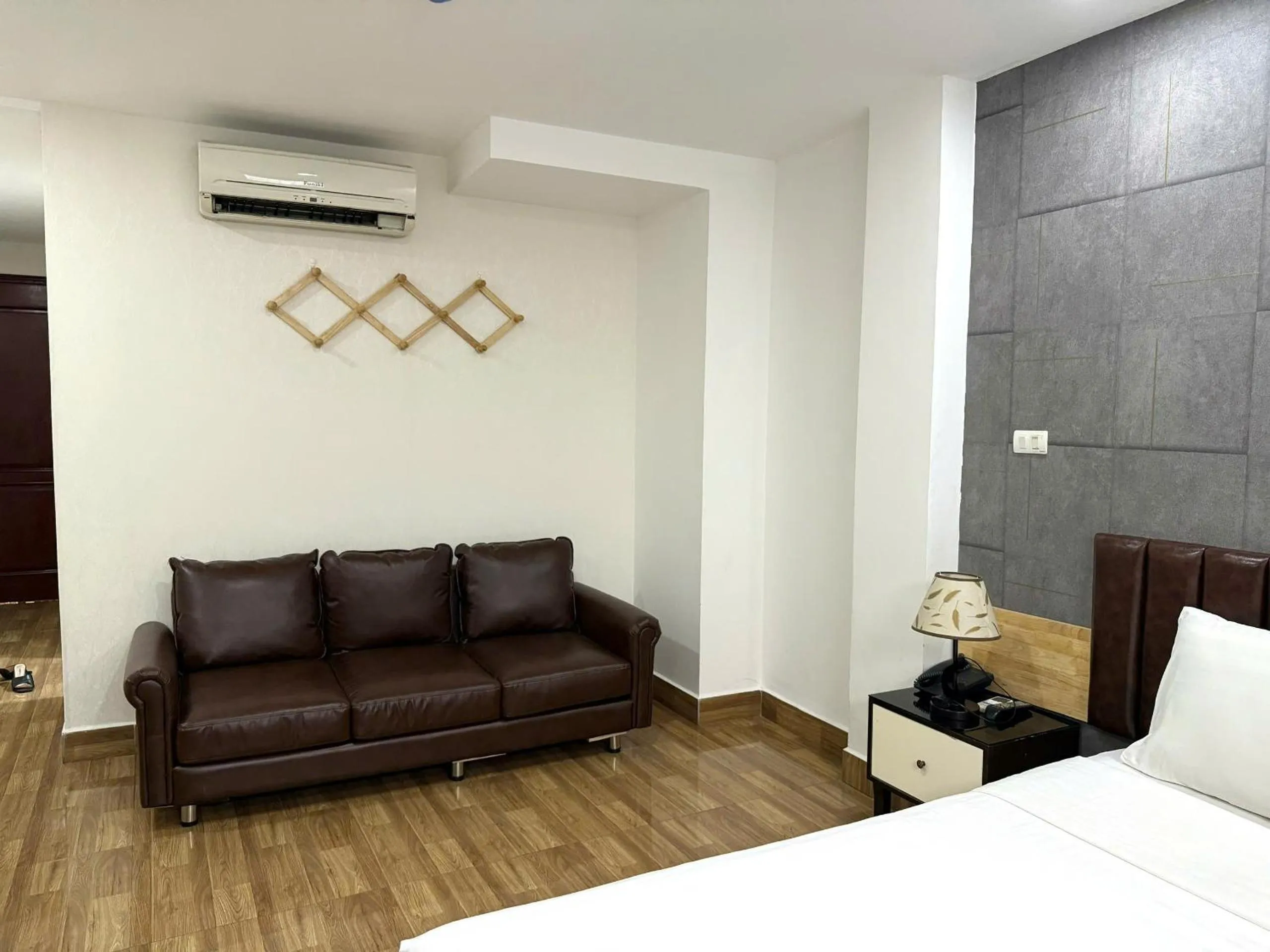 Photo of the whole room, Bed in Holiday Suites Hotel & Spa