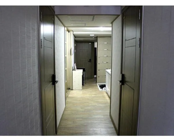 Decorative detail in Gangnam Suncity Guesthouse