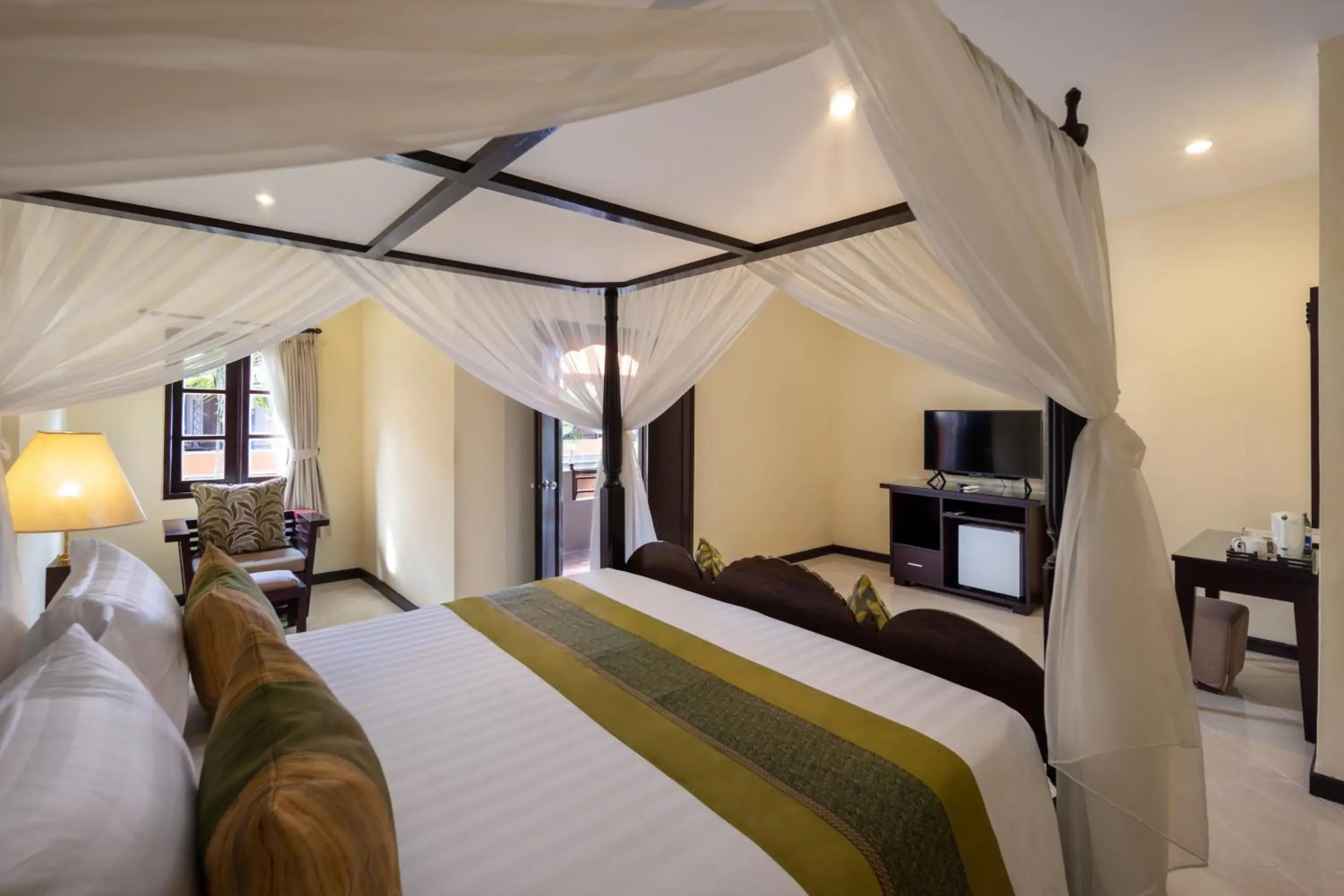 Bedroom, Bed in Adi Dharma Hotel Kuta Bedroom, Bed in Adi Dharma Hotel Kuta