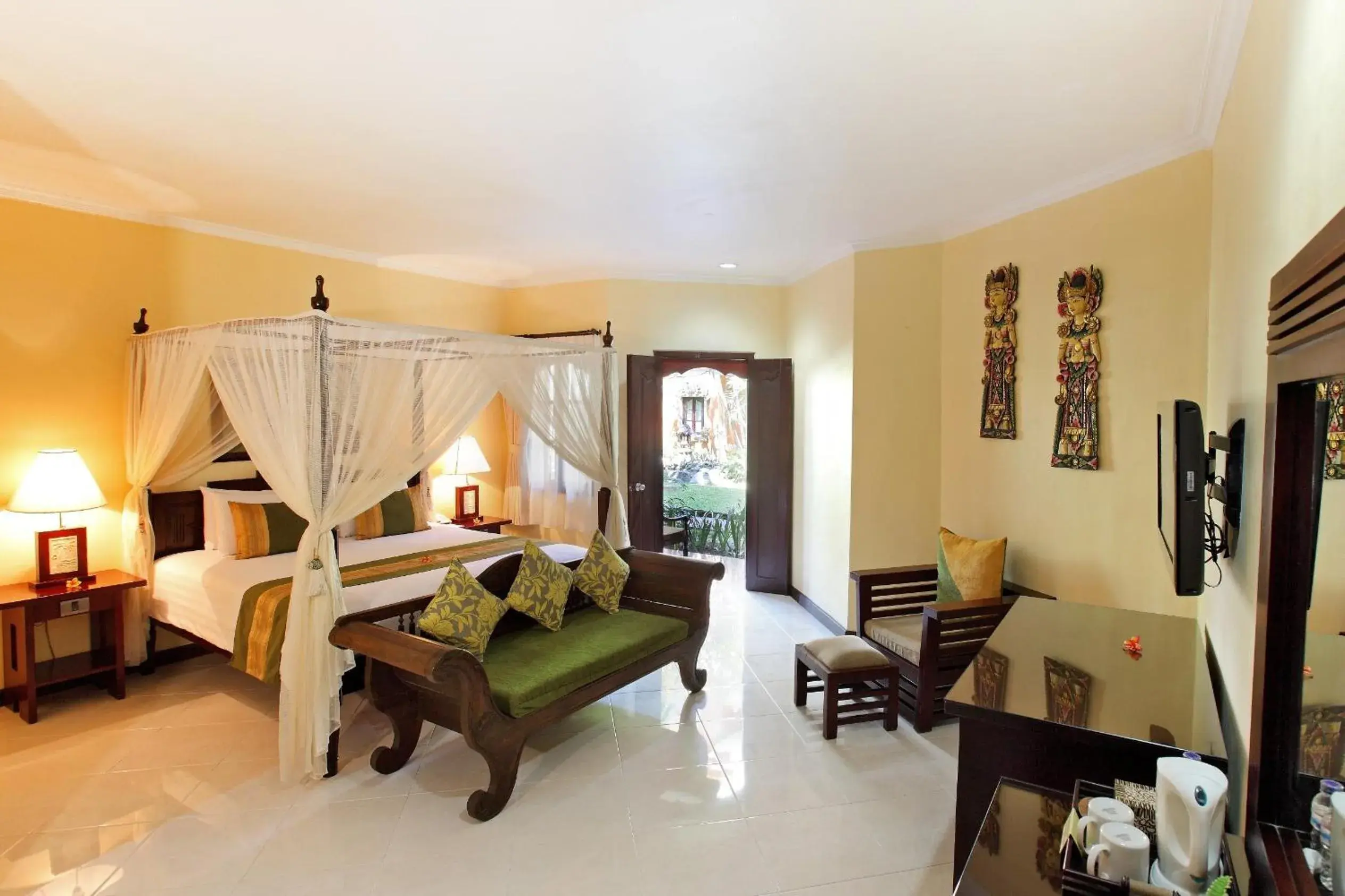 Bed in Adi Dharma Hotel Kuta Bed in Adi Dharma Hotel Kuta