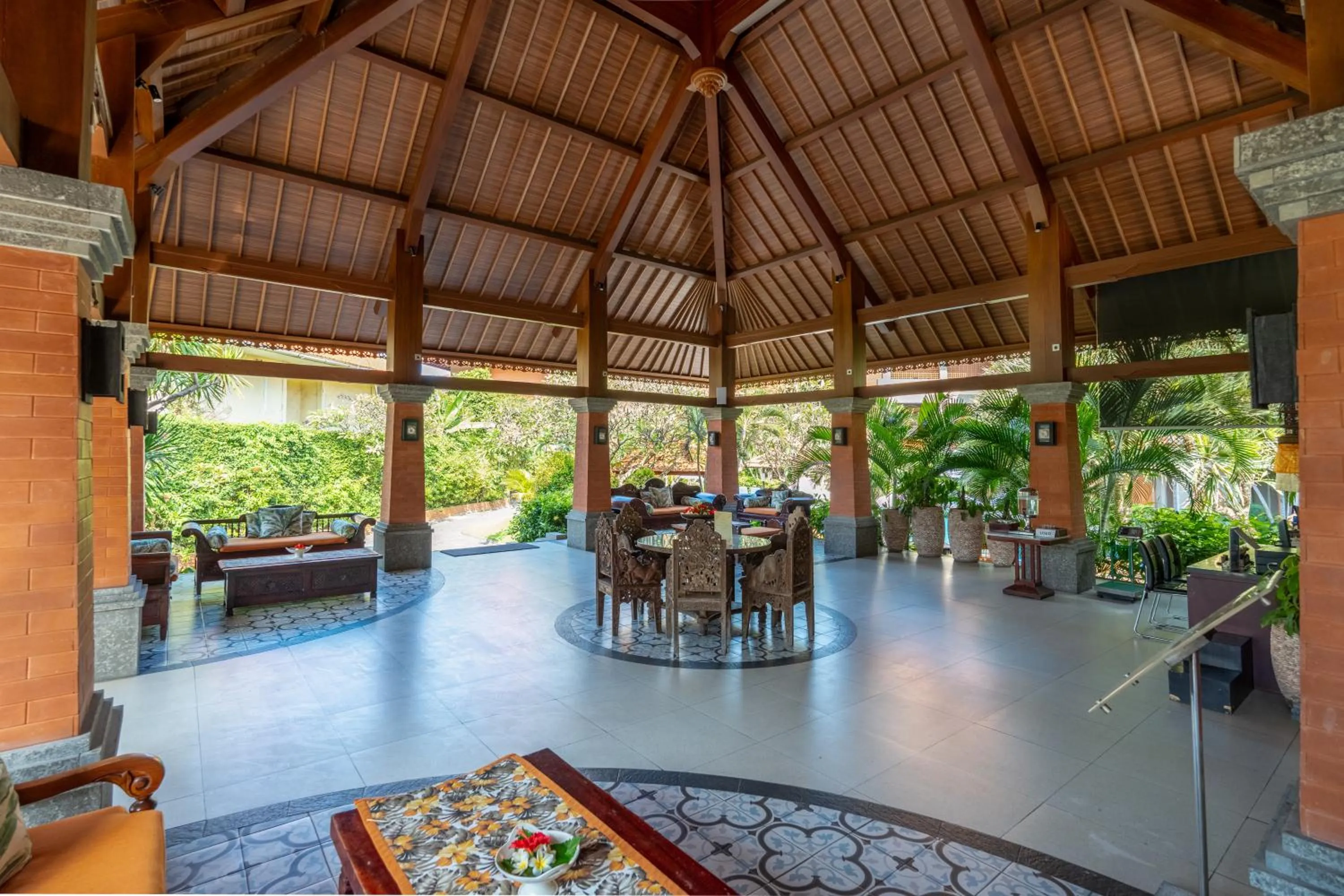 Adi Dharma Hotel Kuta